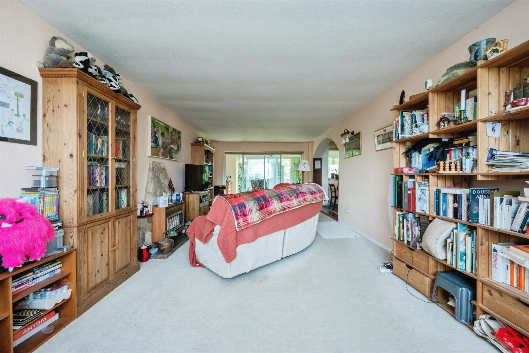 5 bed Detached