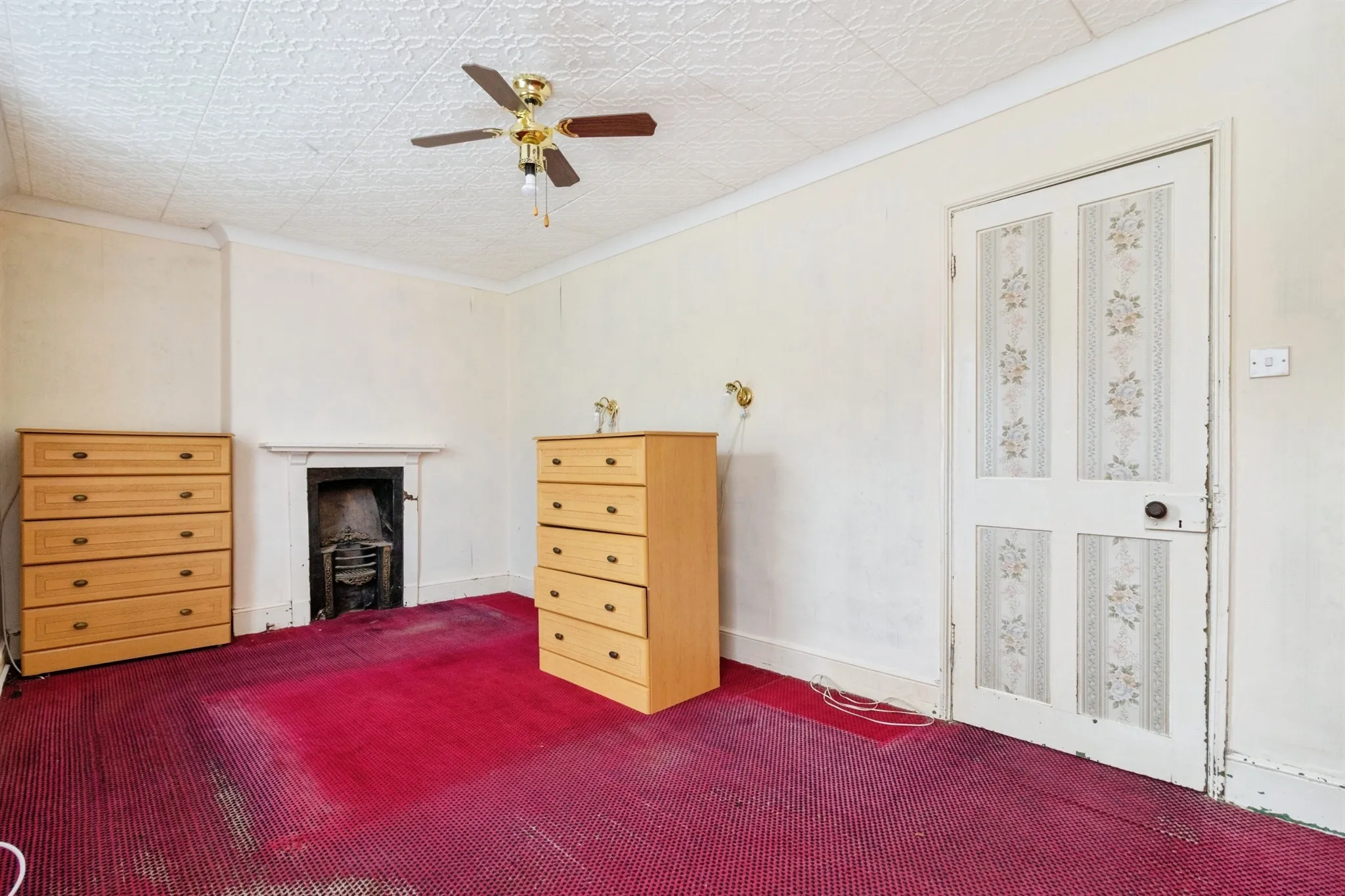 2 bed Terraced