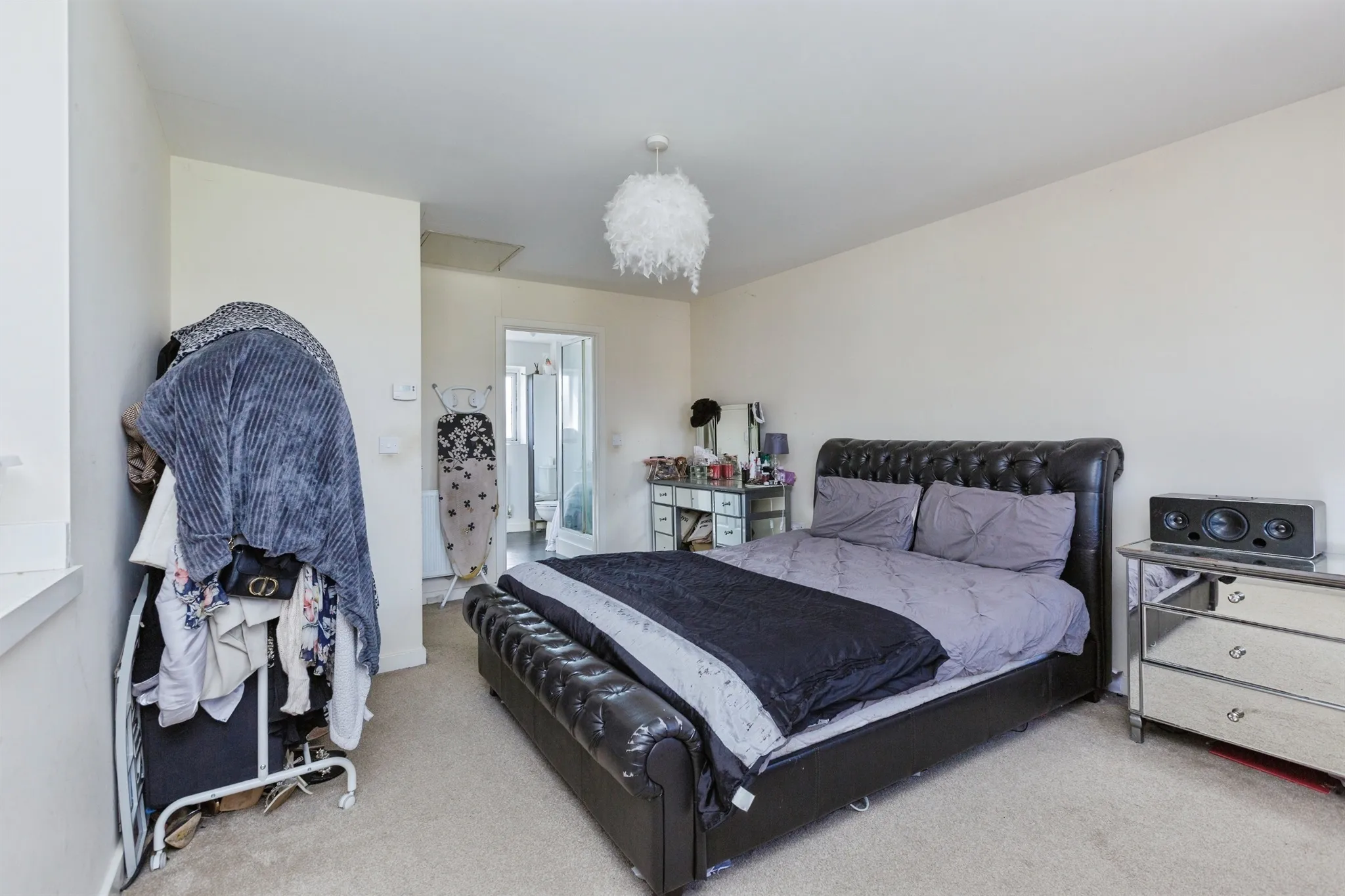 4 bed Semi-Detached