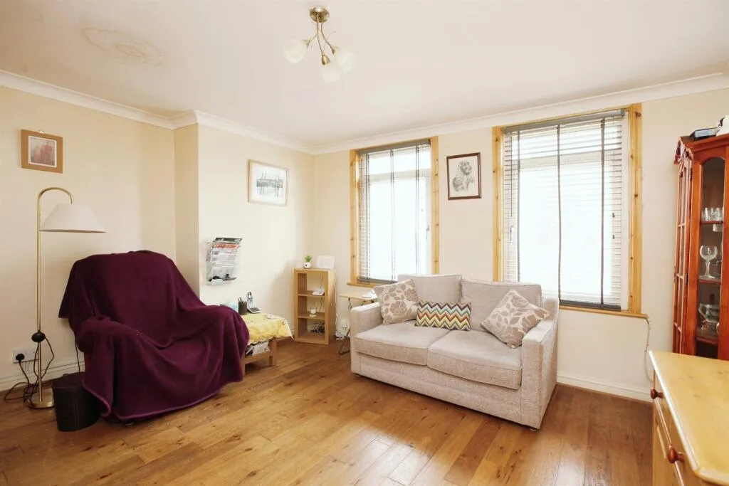 2 bed Apartment