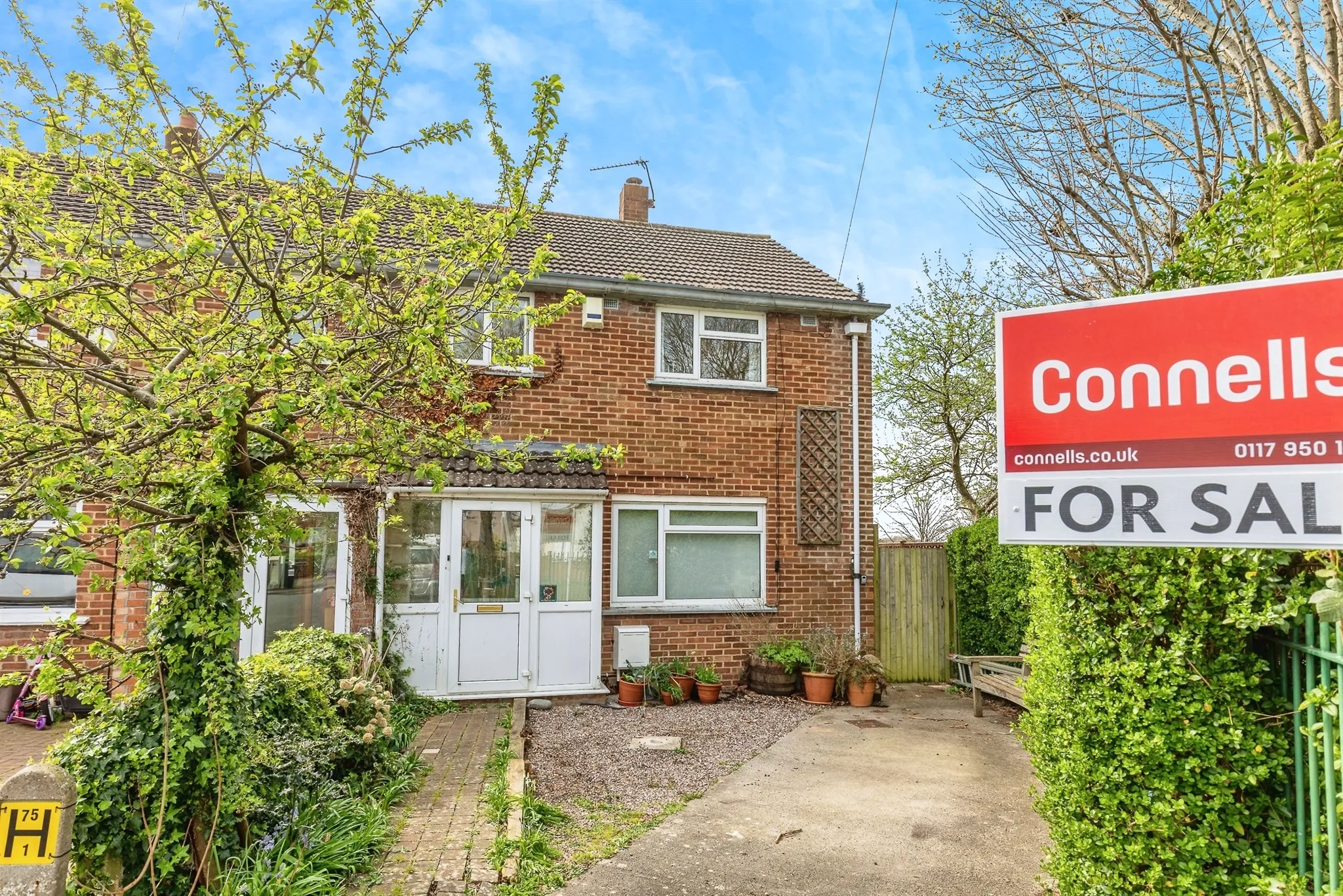 3 bed End of Terrace