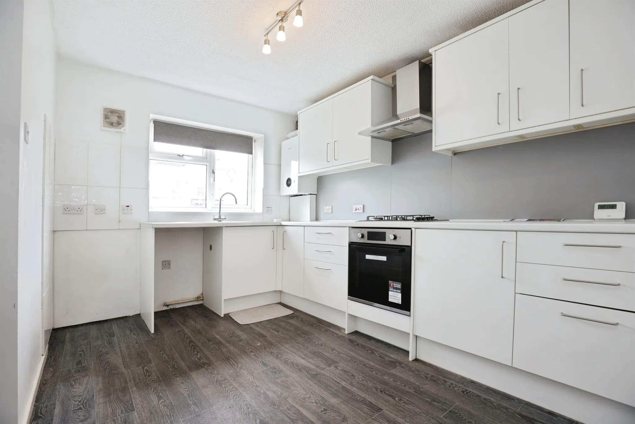 2 bed End of Terrace