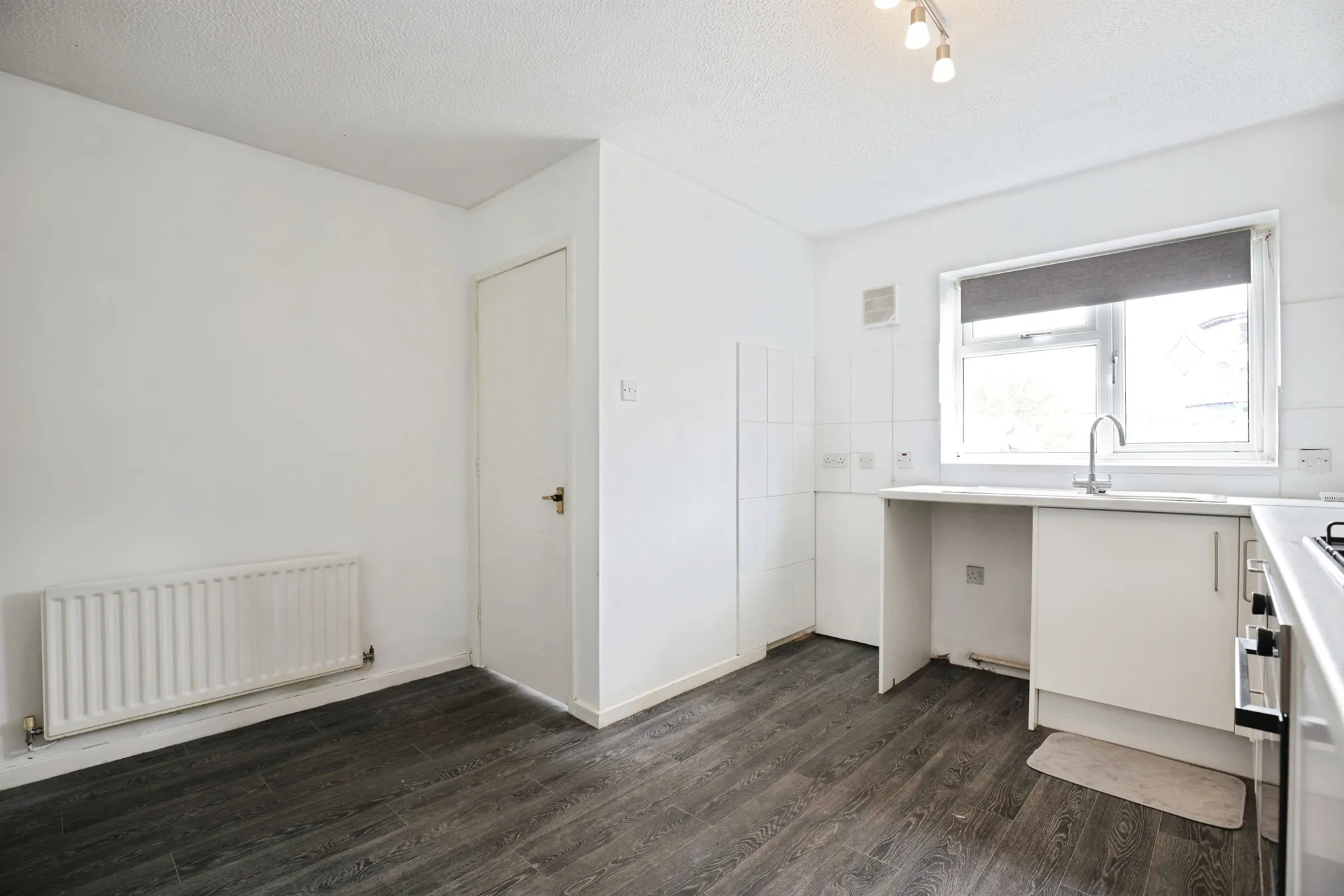 2 bed End of Terrace