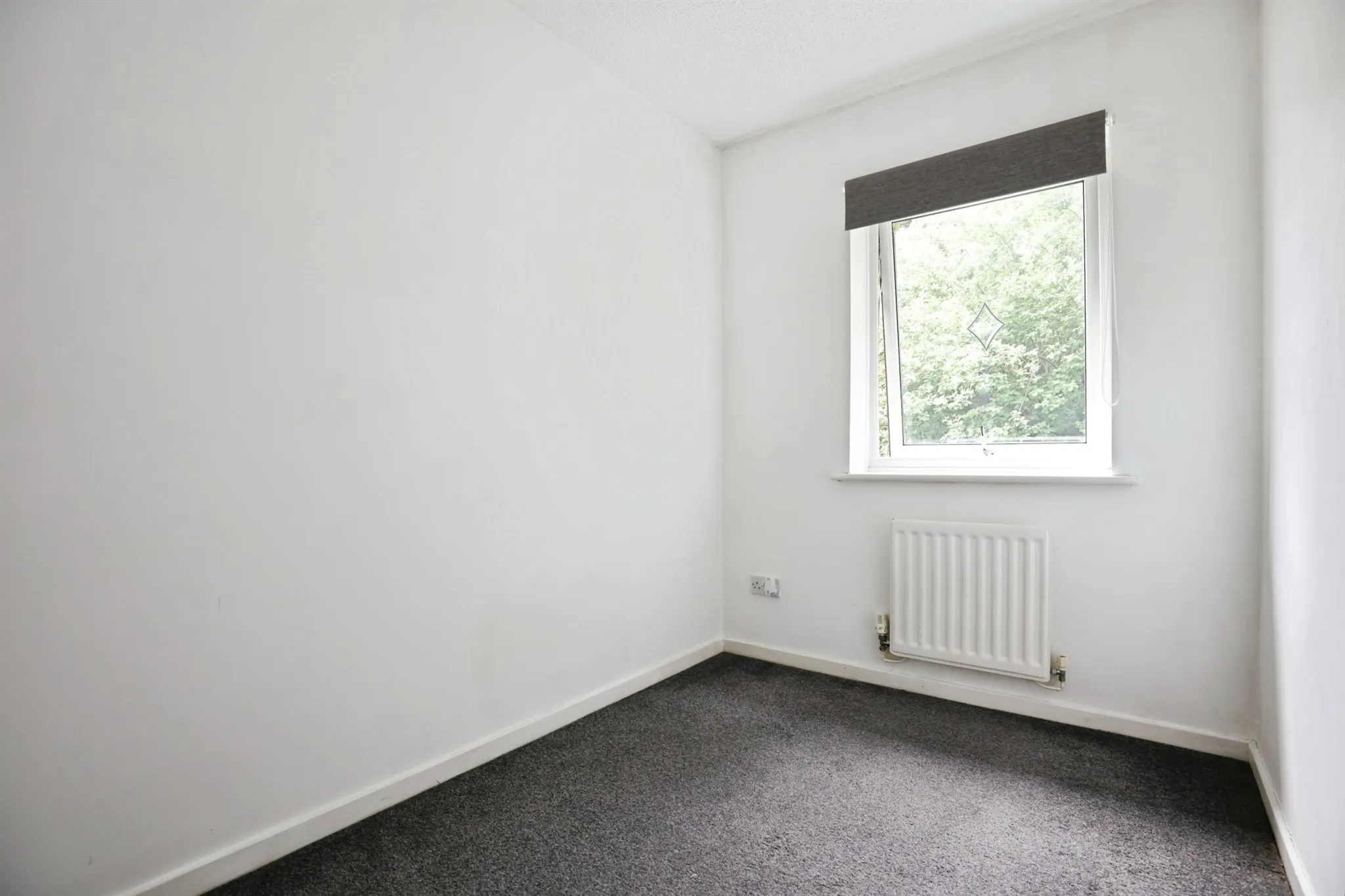 2 bed End of Terrace