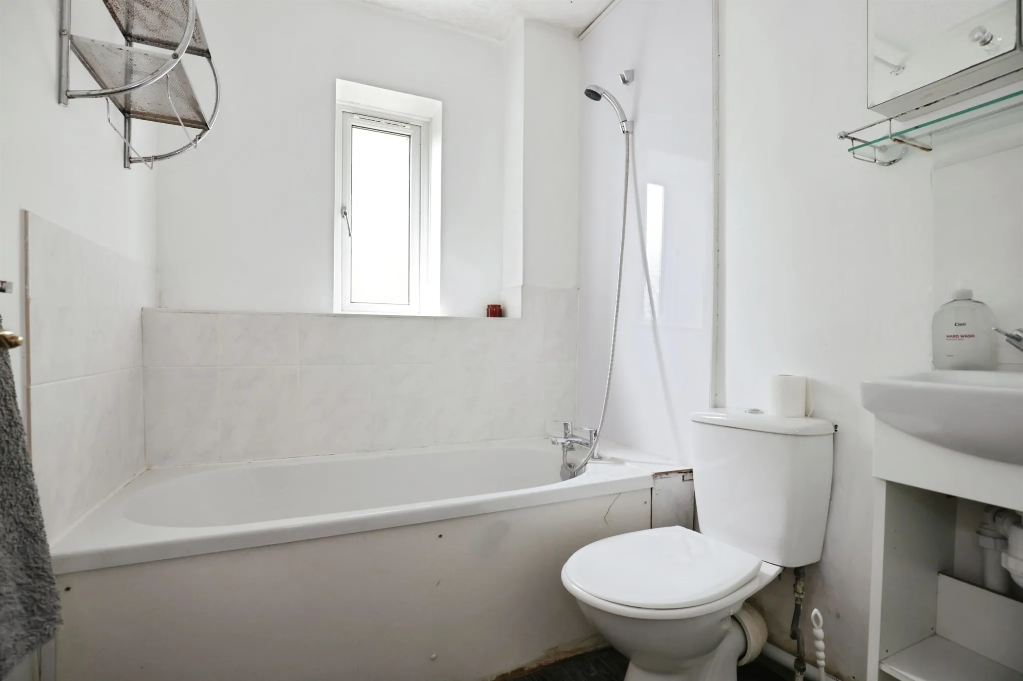 2 bed End of Terrace