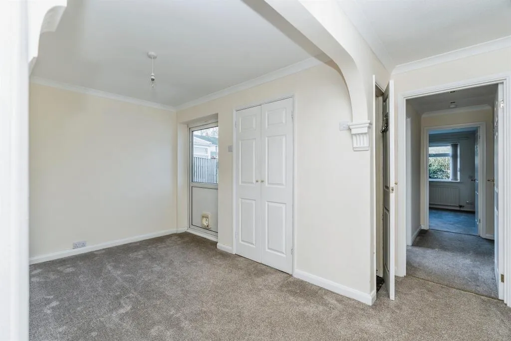 2 bed Semi-Detached Bungalow