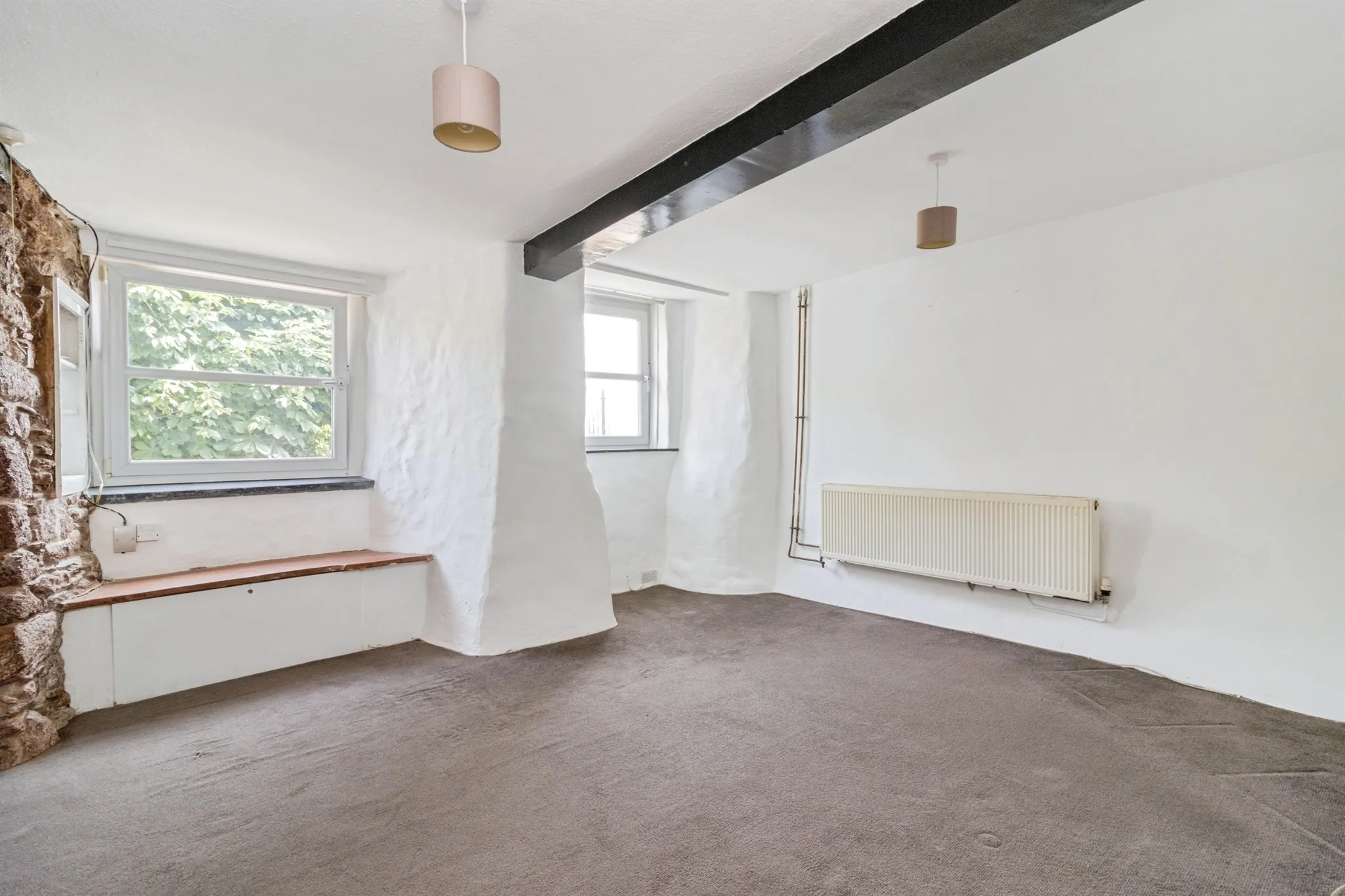 2 bed Semi-Detached