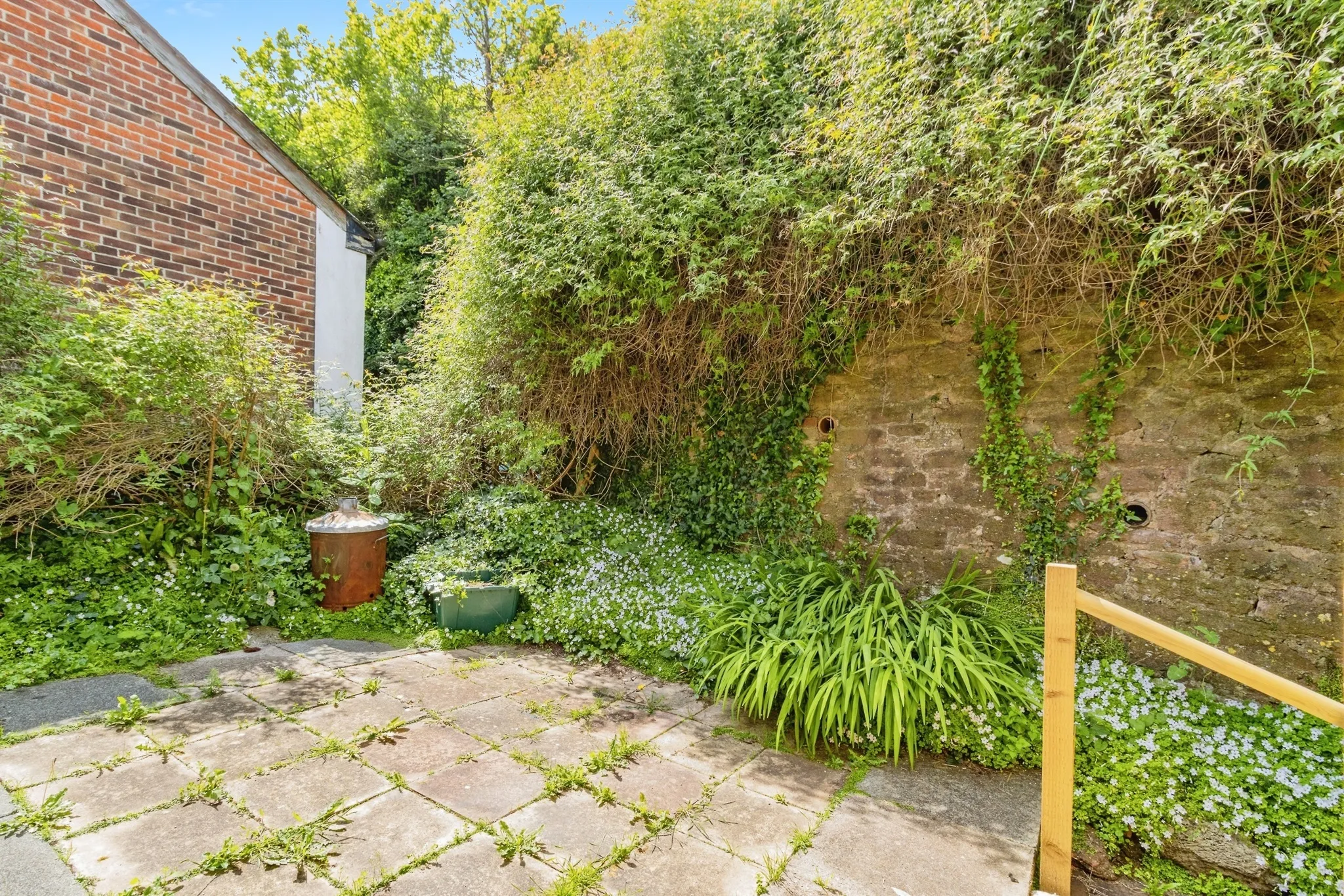2 bed Semi-Detached