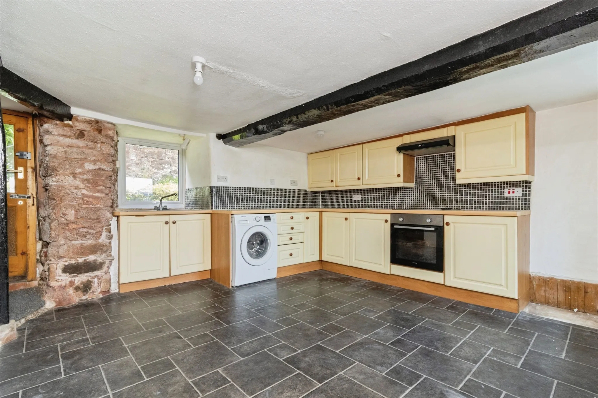 2 bed Semi-Detached