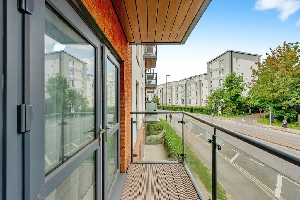2 bed Apartment