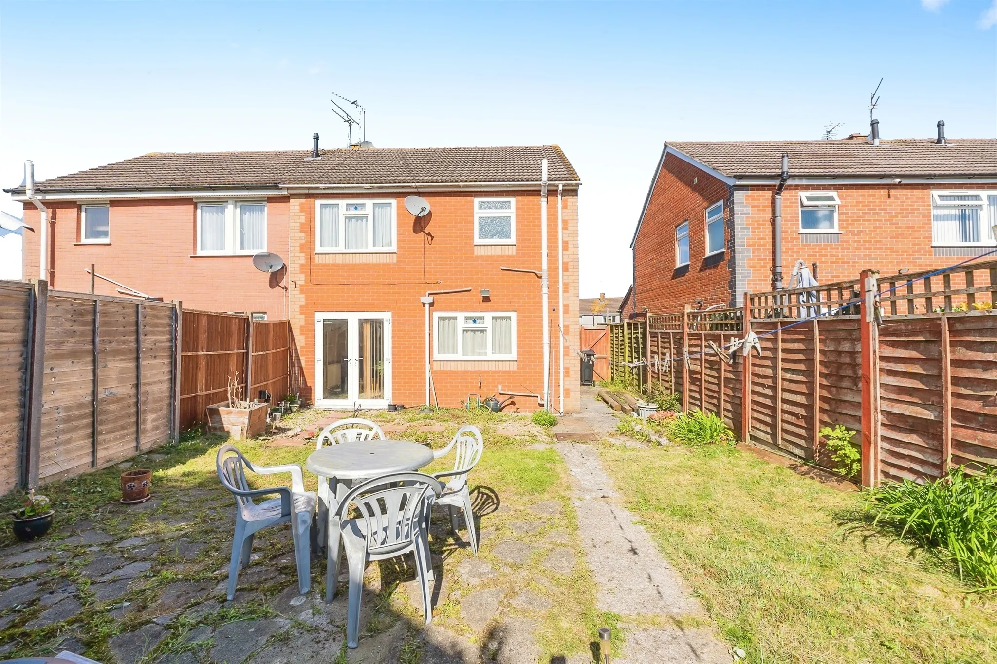 3 bed Semi-Detached