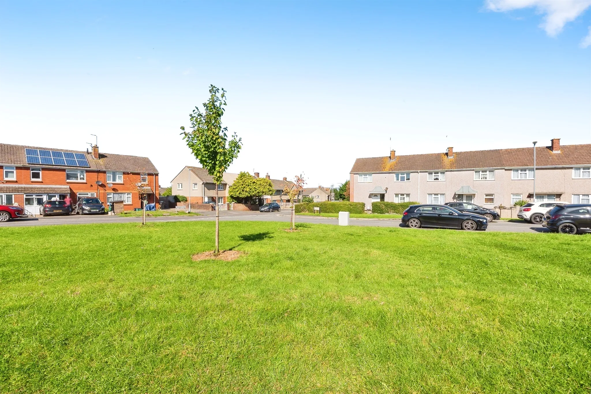 3 bed Semi-Detached