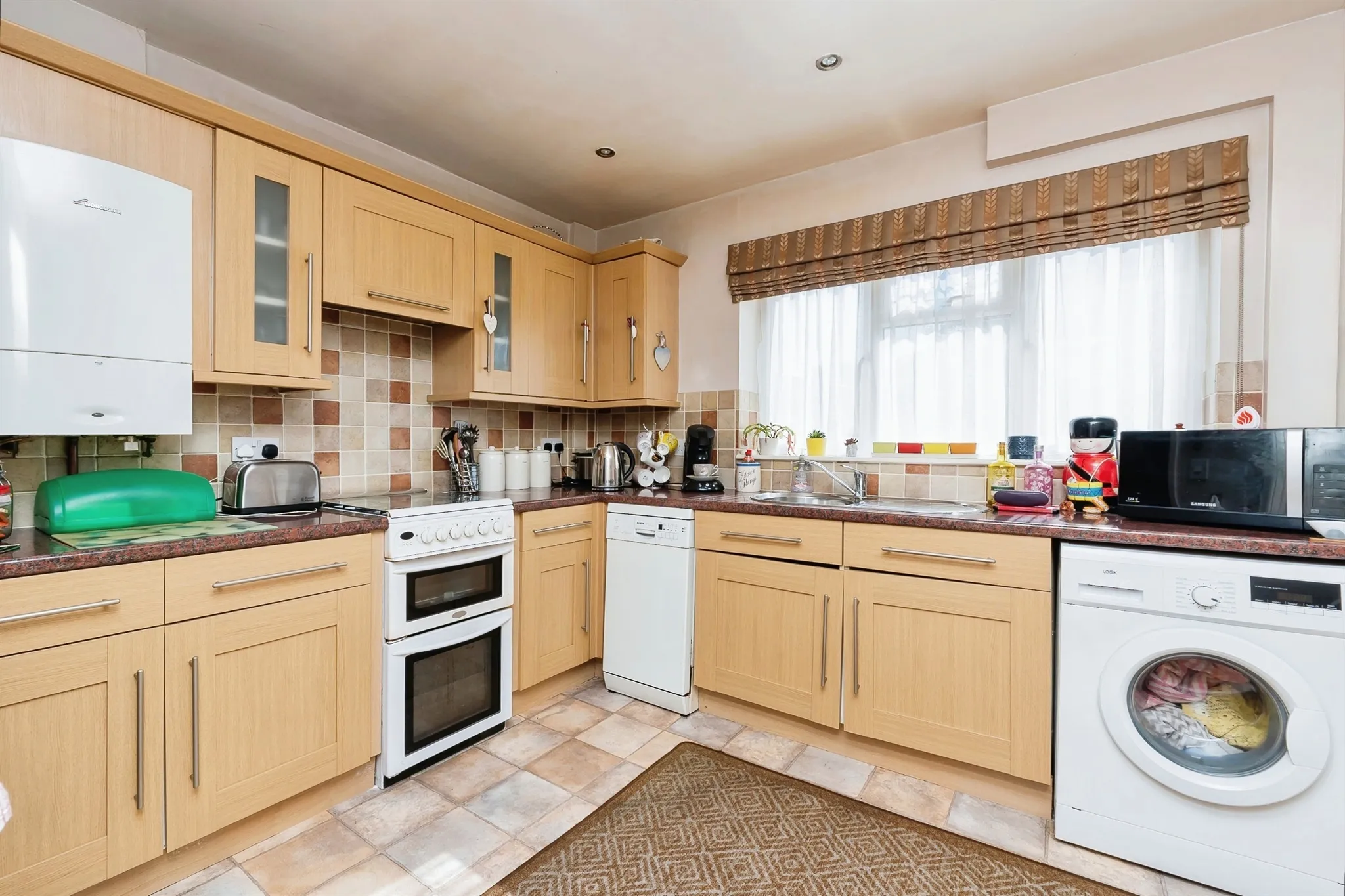 3 bed Semi-Detached