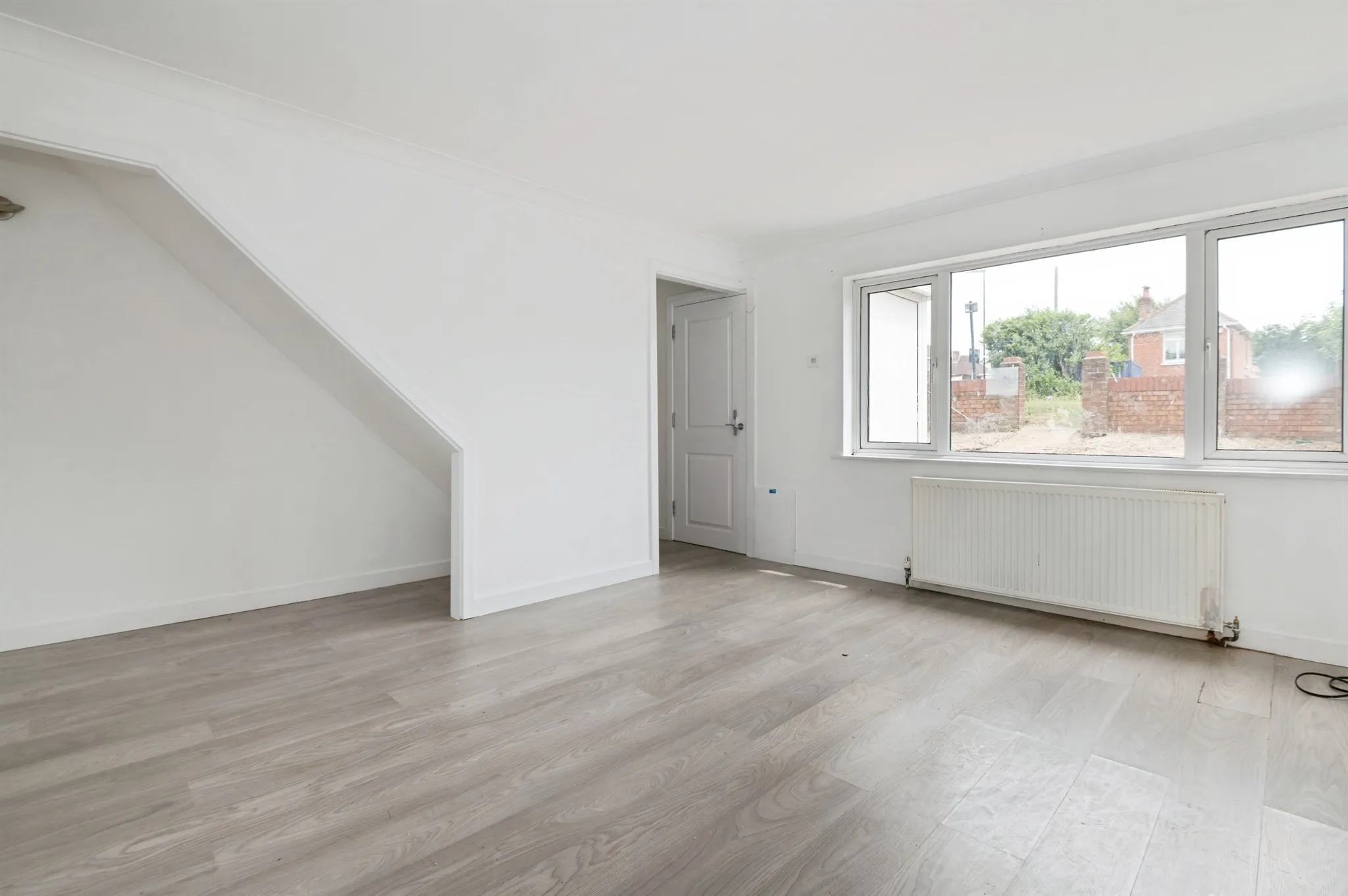 3 bed End of Terrace