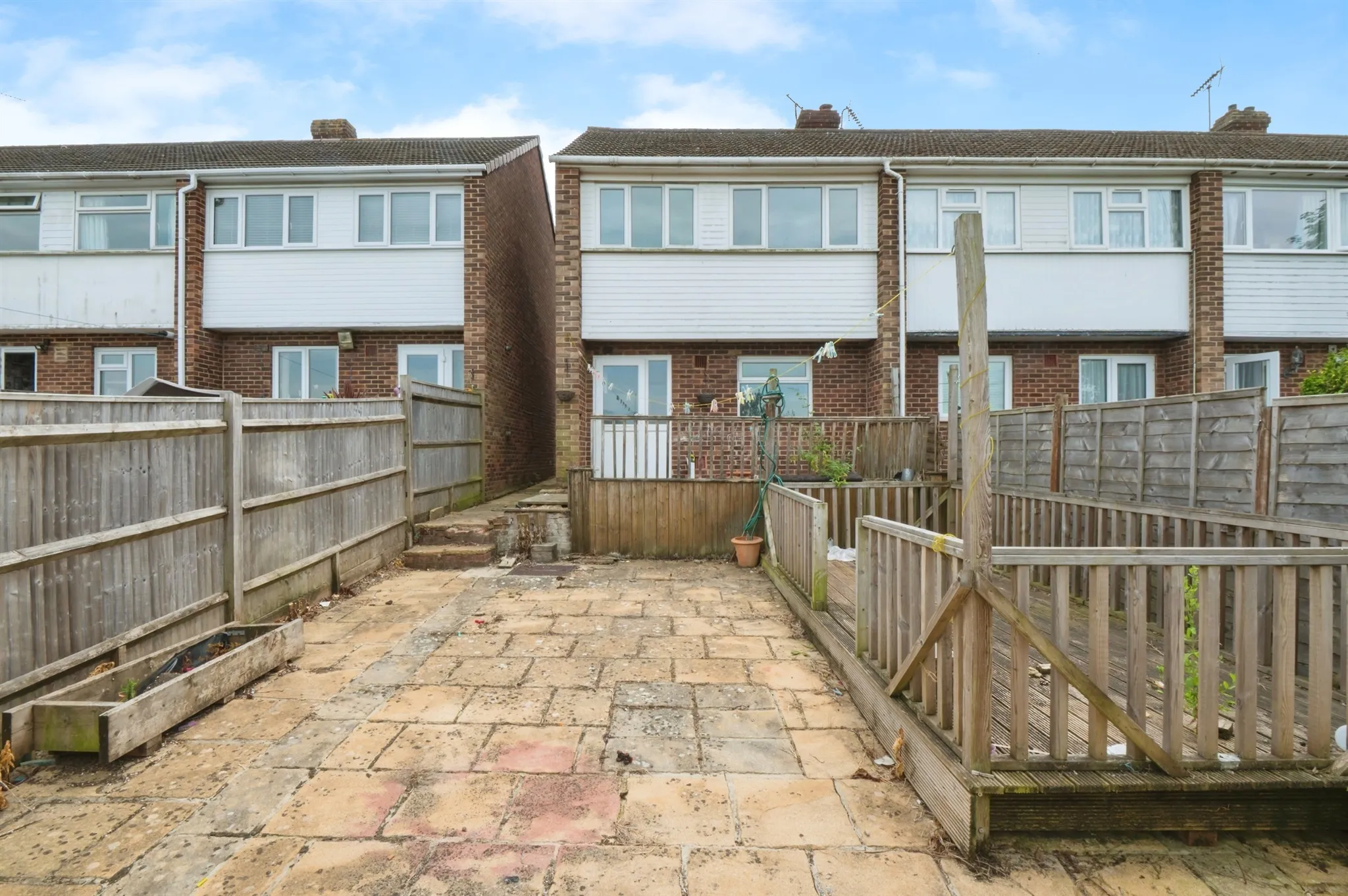 3 bed End of Terrace