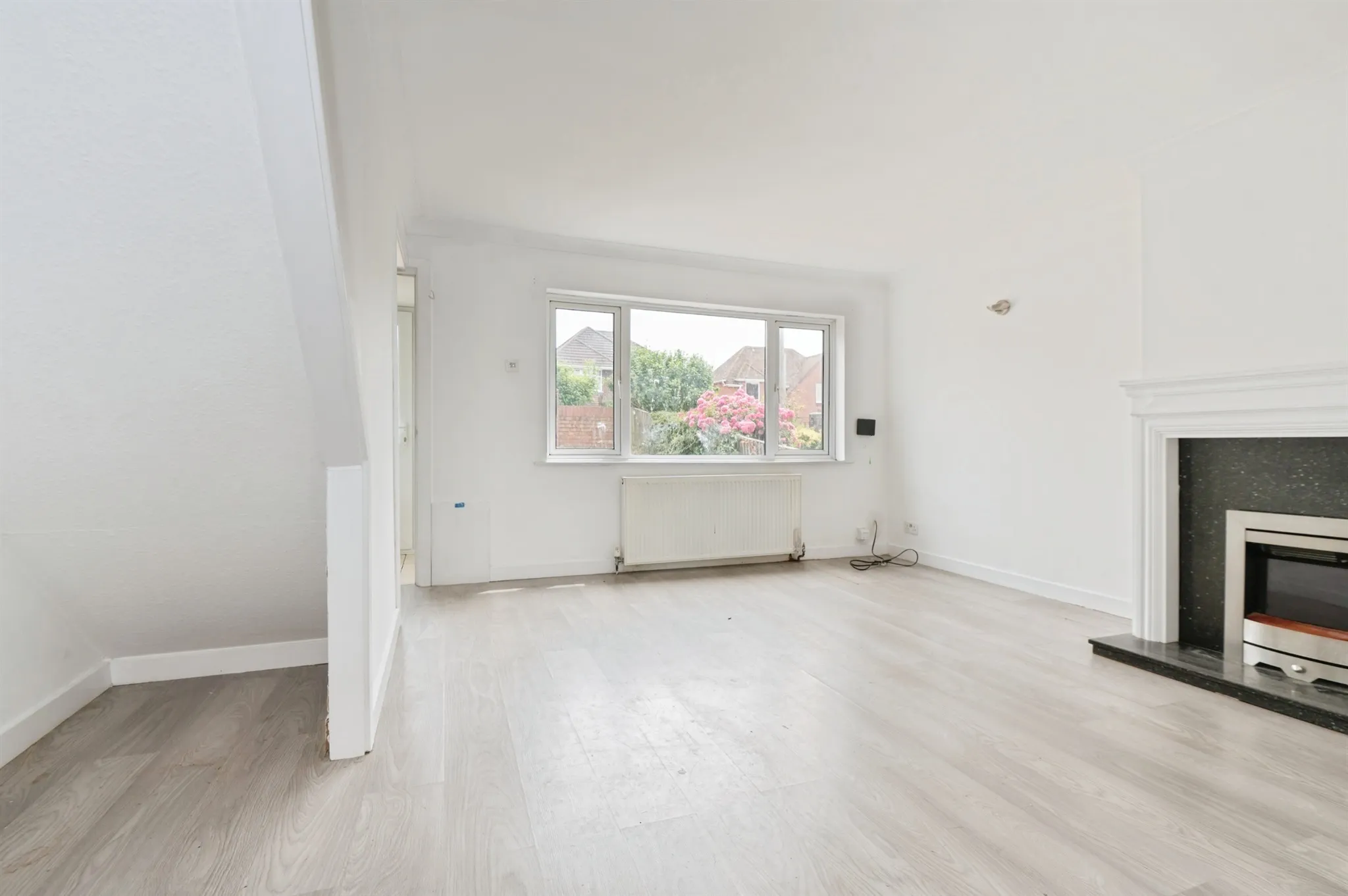 3 bed End of Terrace