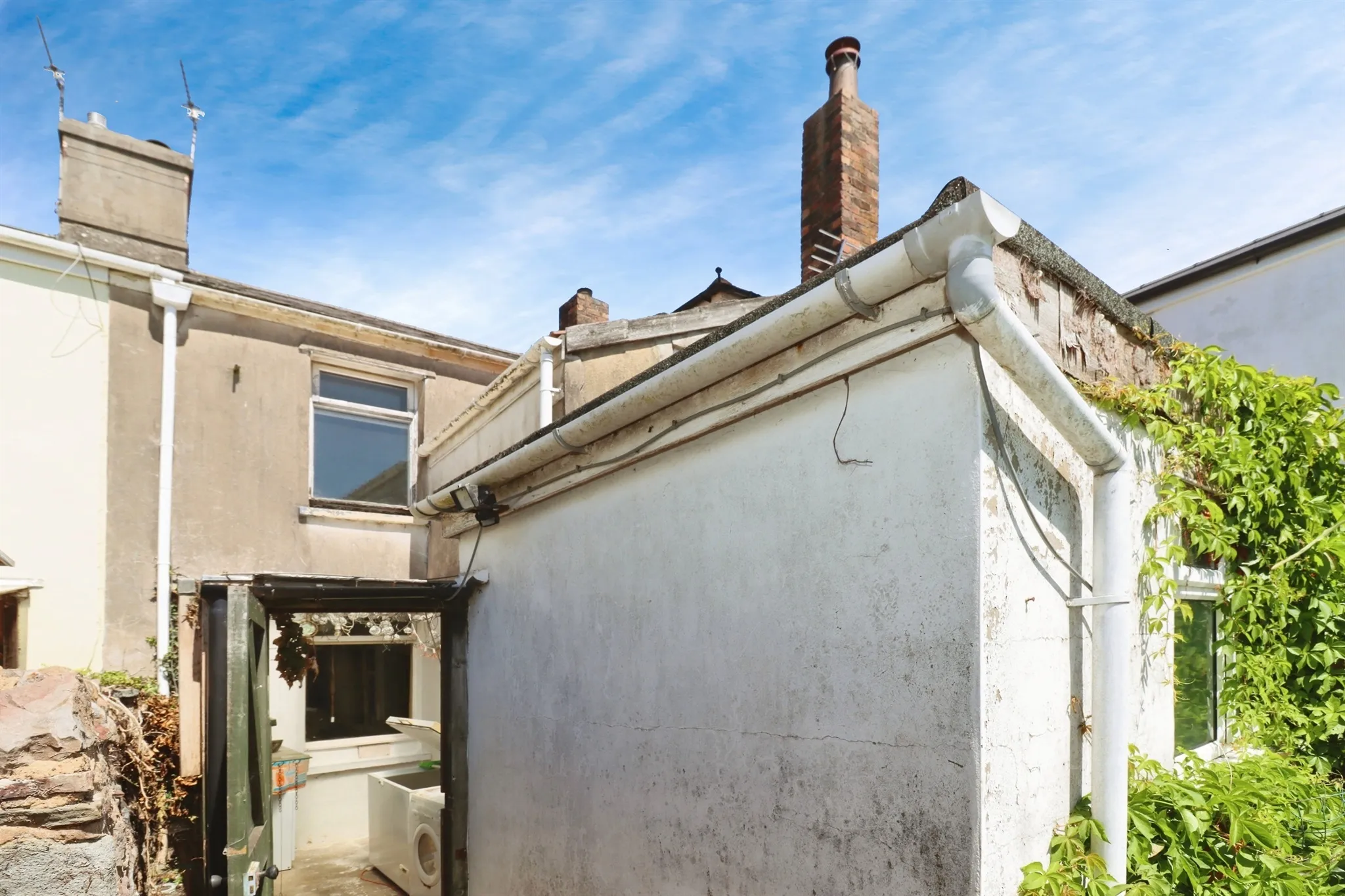 2 bed Terraced
