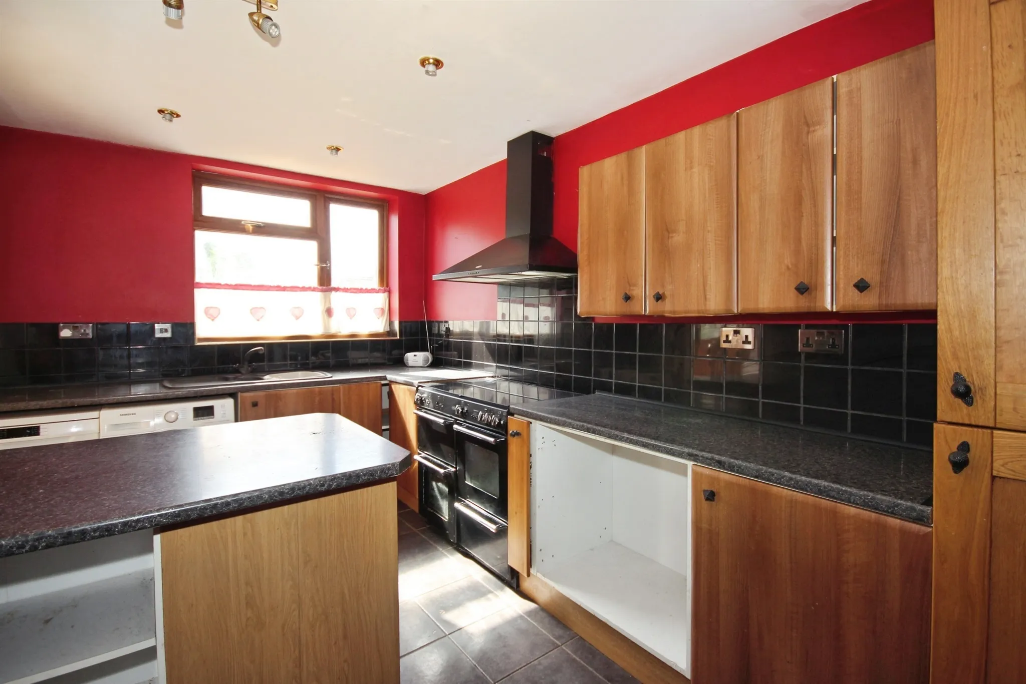3 bed Terraced