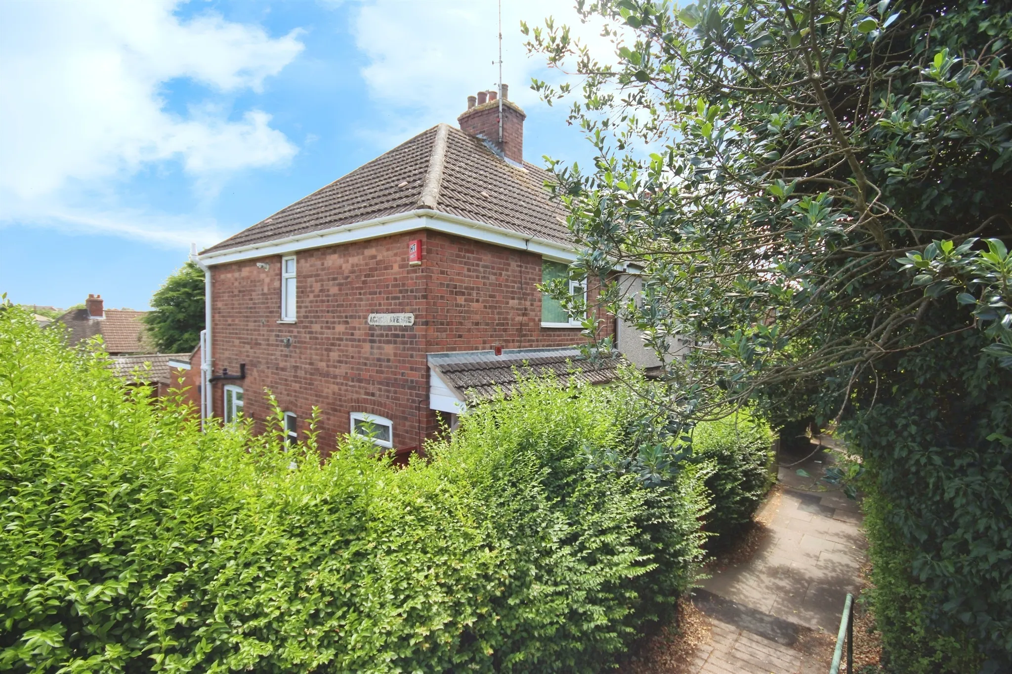 2 bed End of Terrace