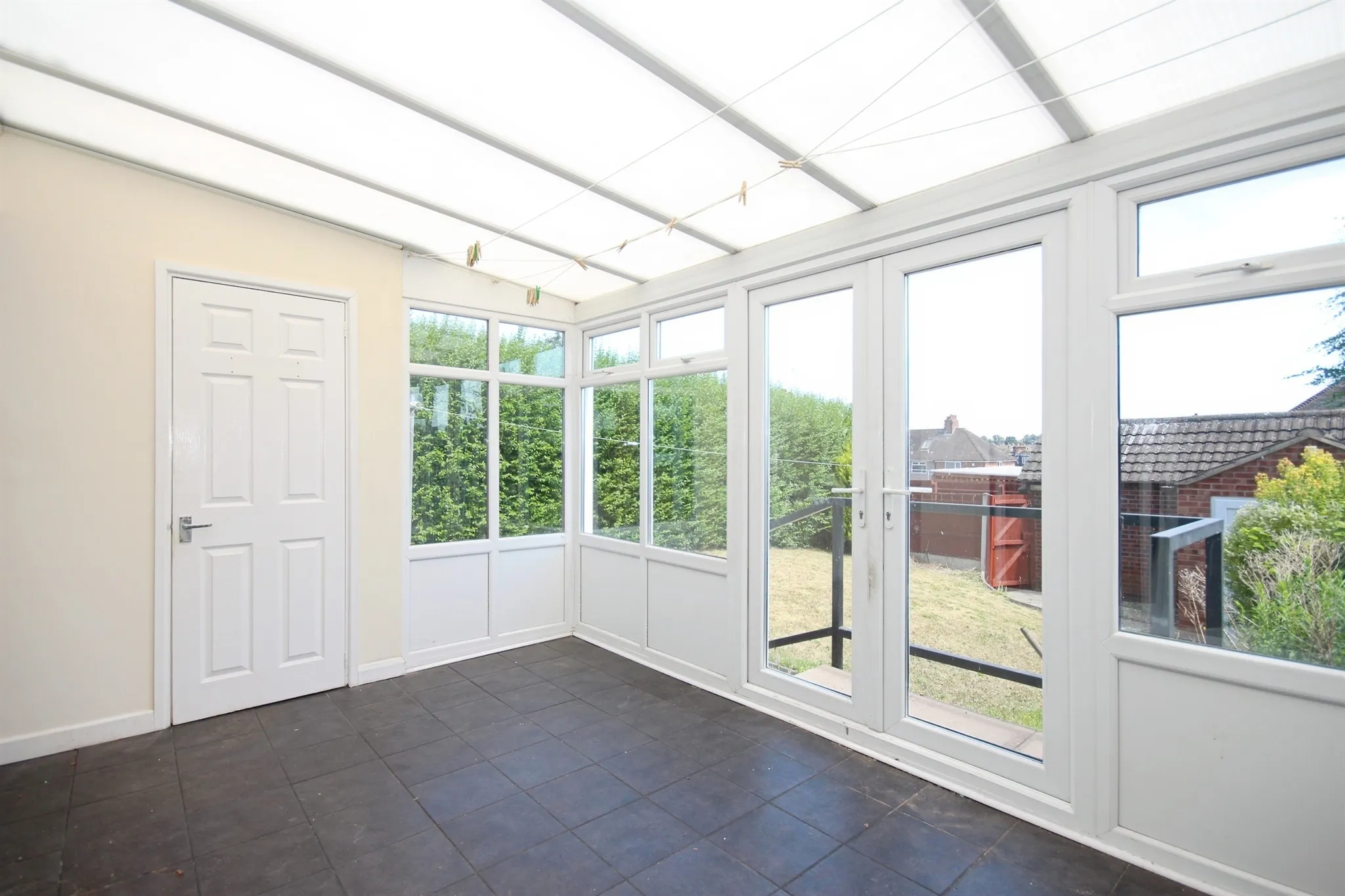 2 bed End of Terrace
