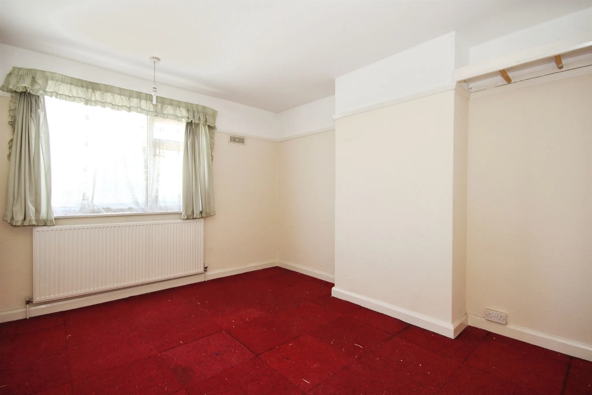 2 bed End of Terrace