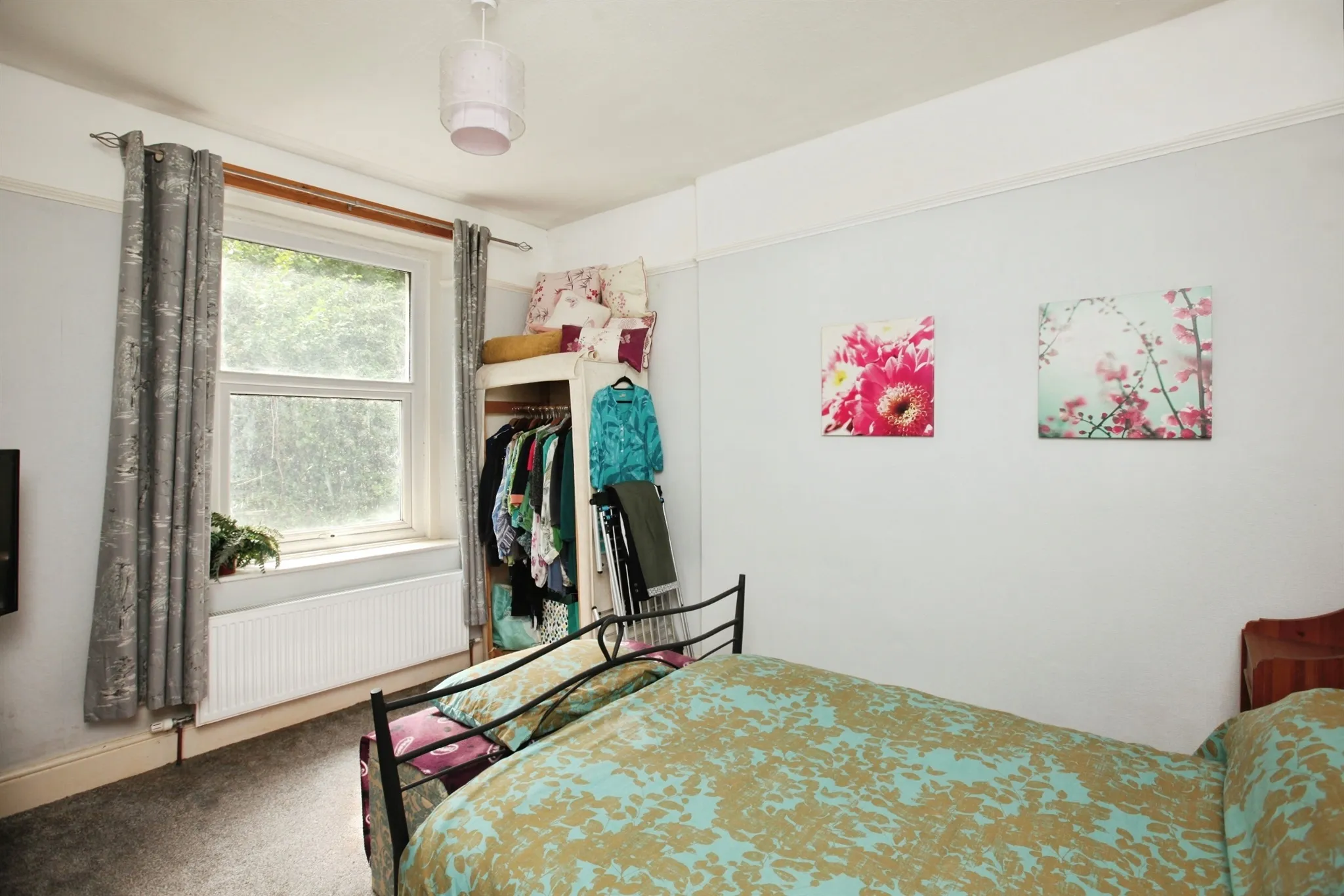 3 bed Terraced
