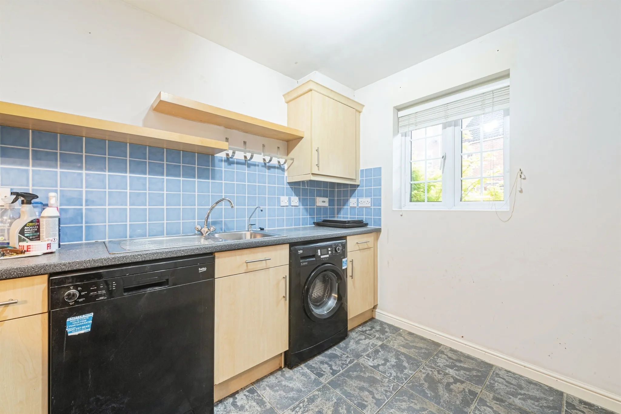 3 bed End of Terrace