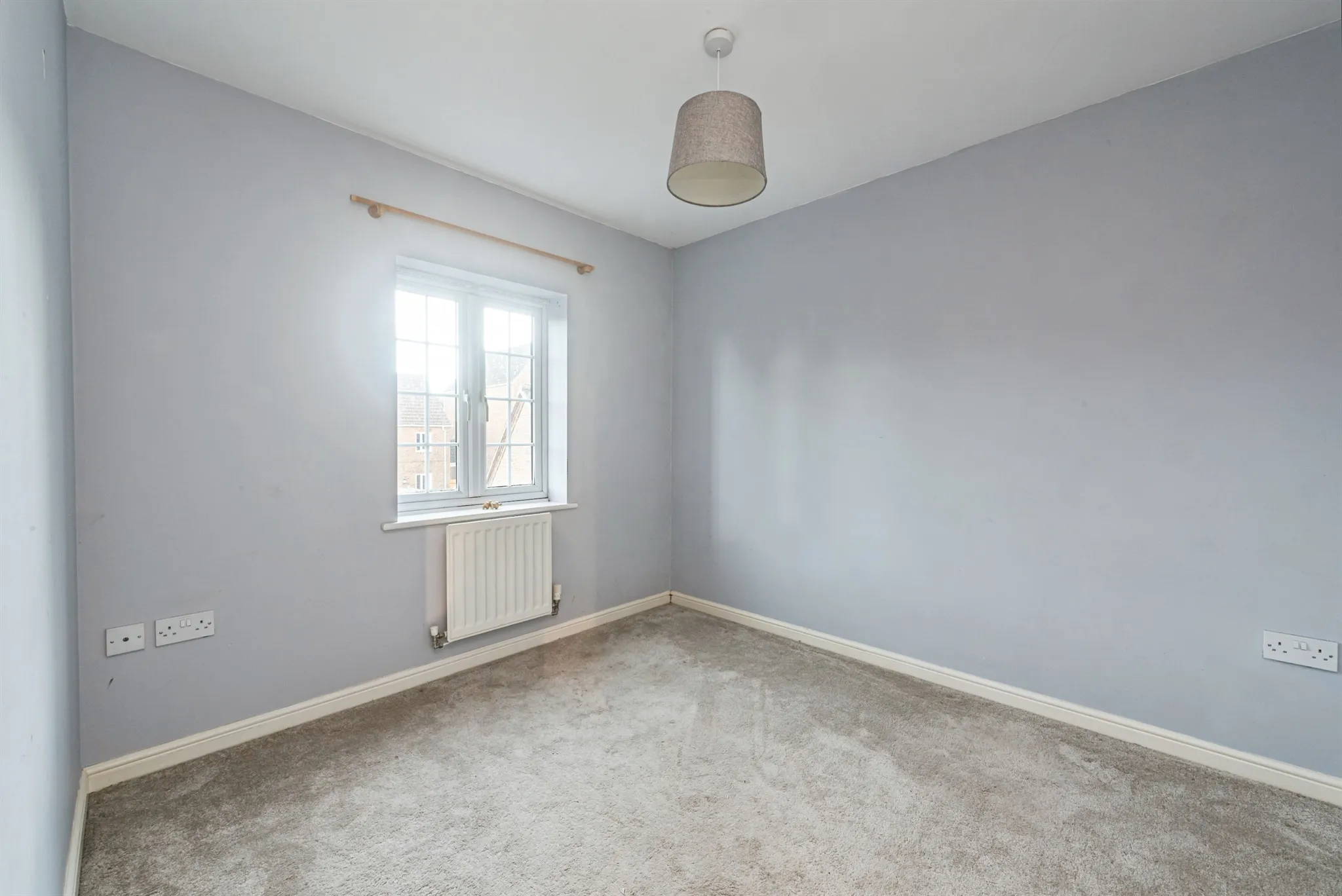 3 bed End of Terrace