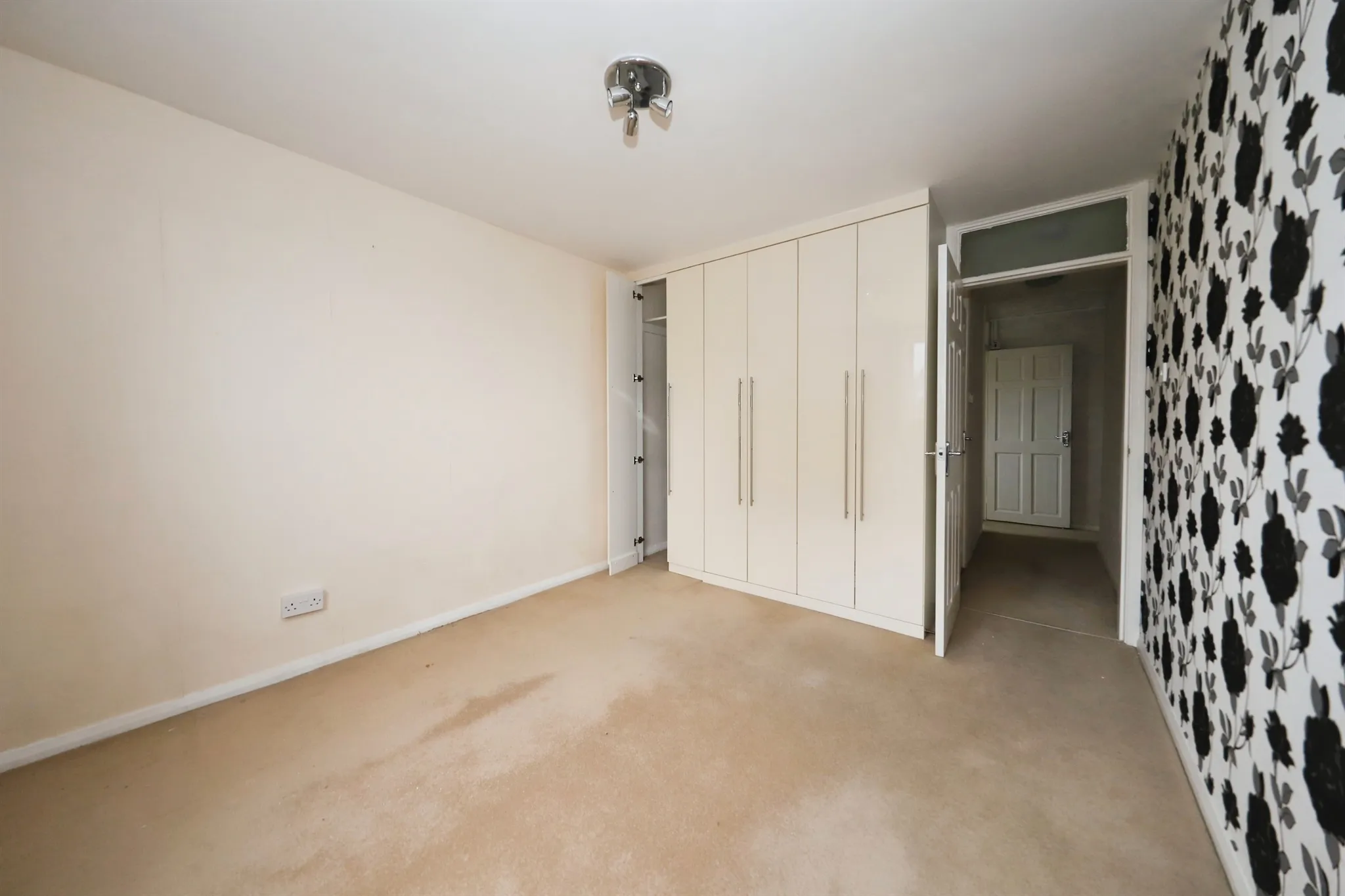 1 bed Apartment