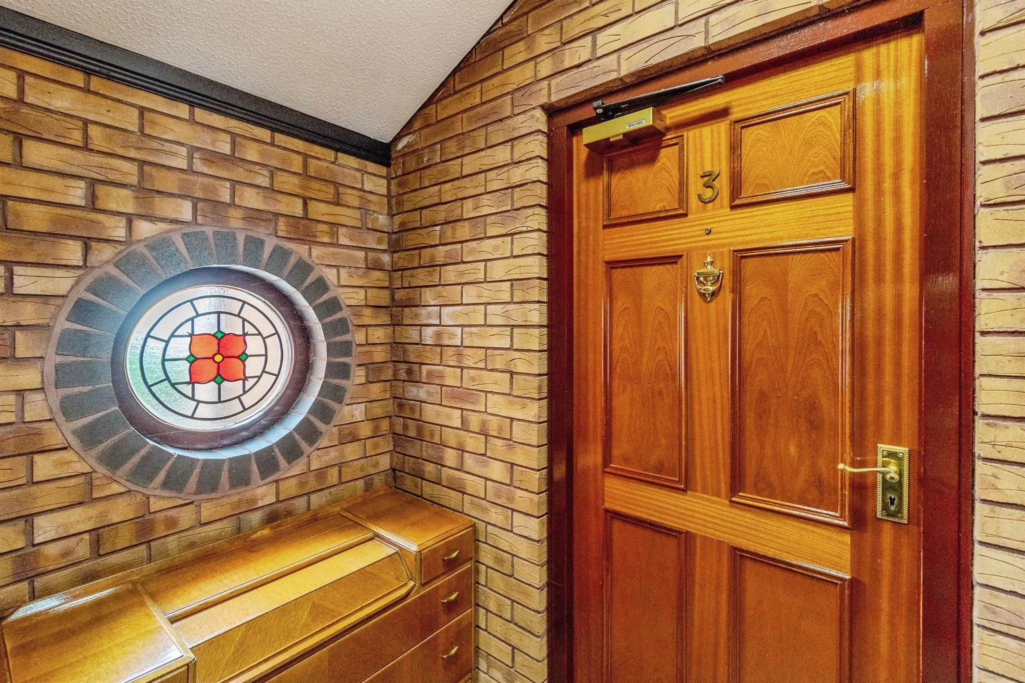 2 bed Apartment