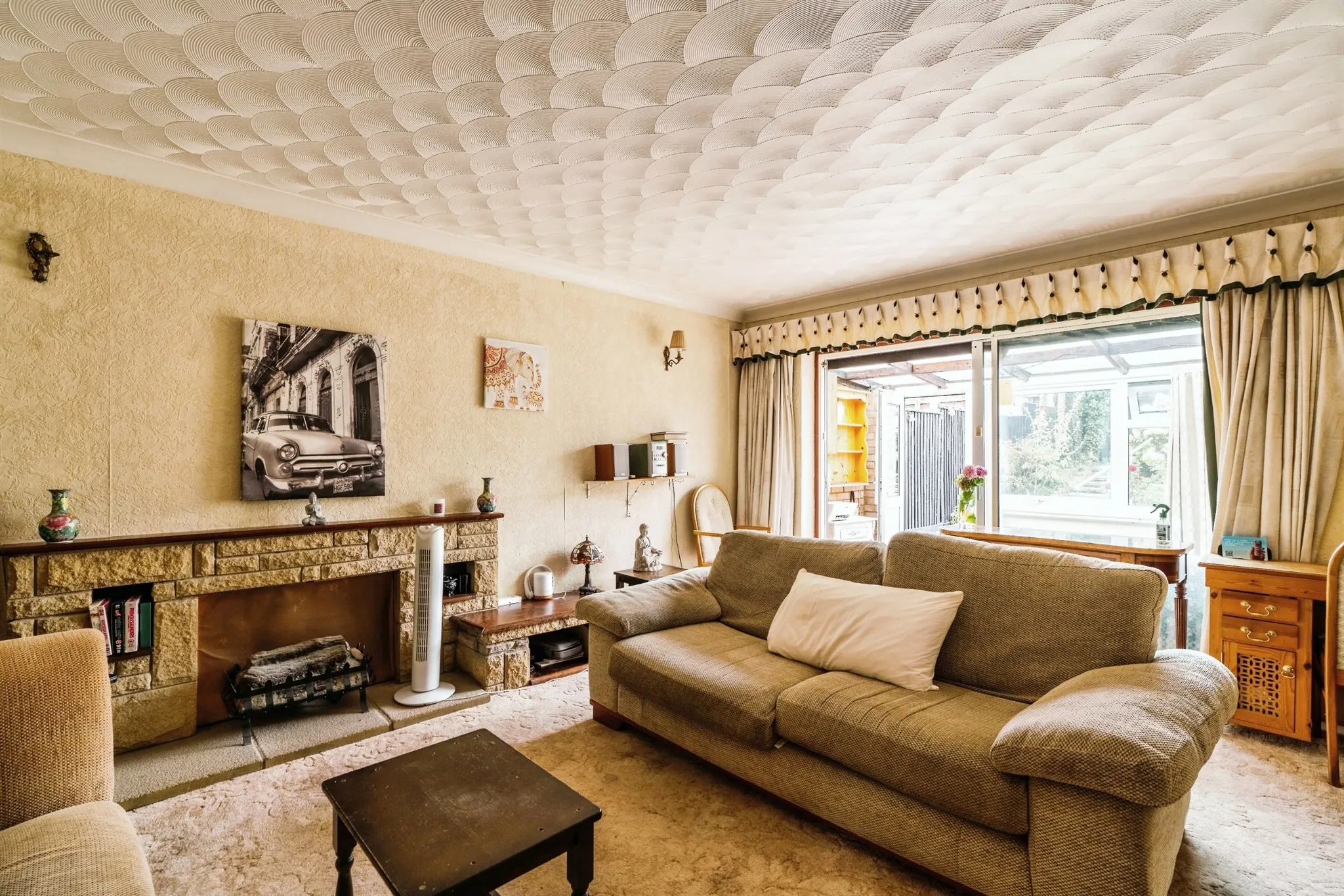 2 bed Semi-Detached Bungalow