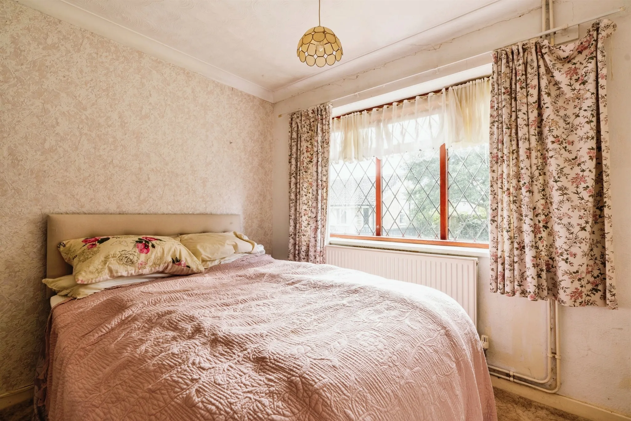 2 bed Semi-Detached Bungalow