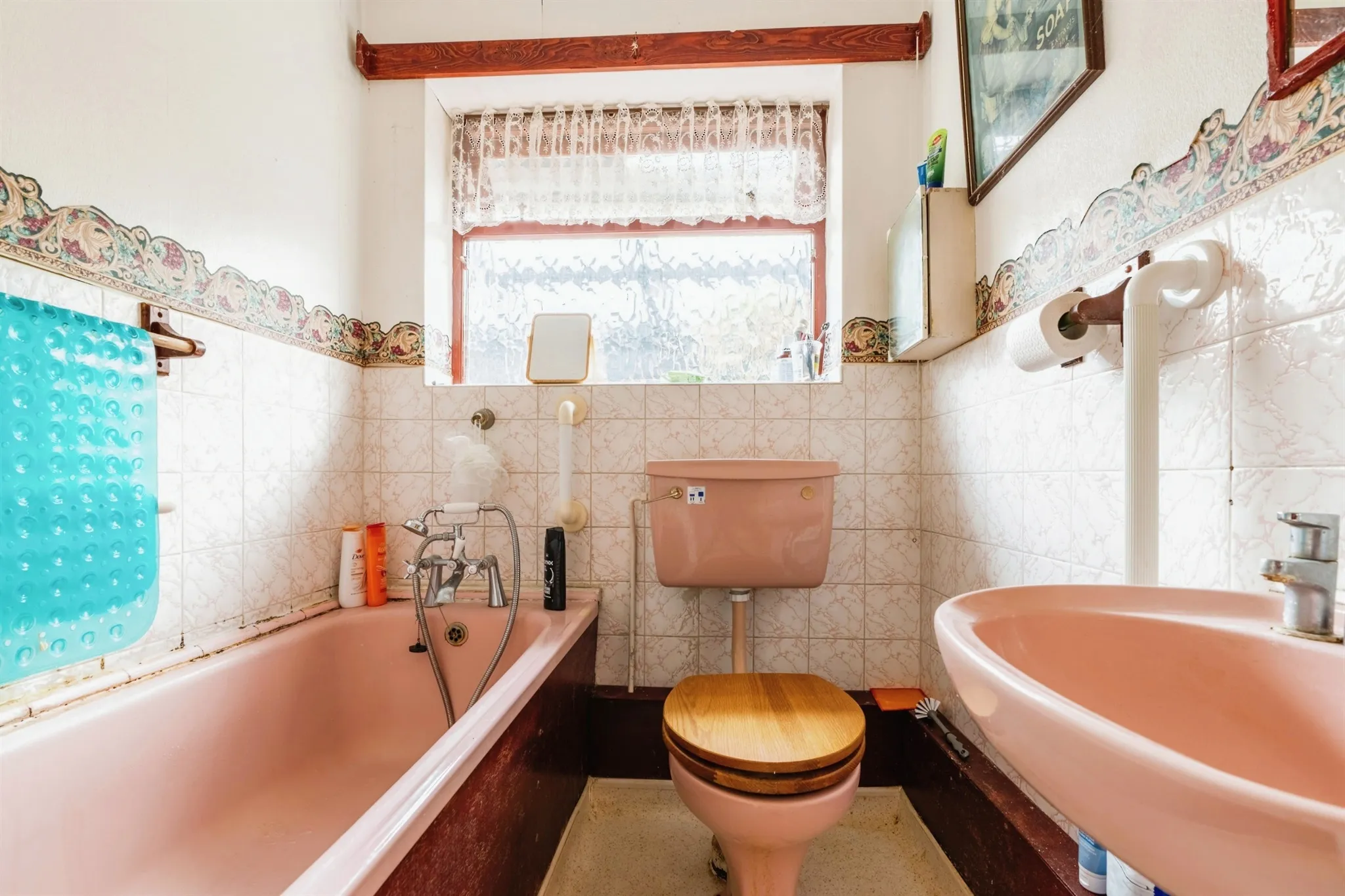 2 bed Semi-Detached Bungalow