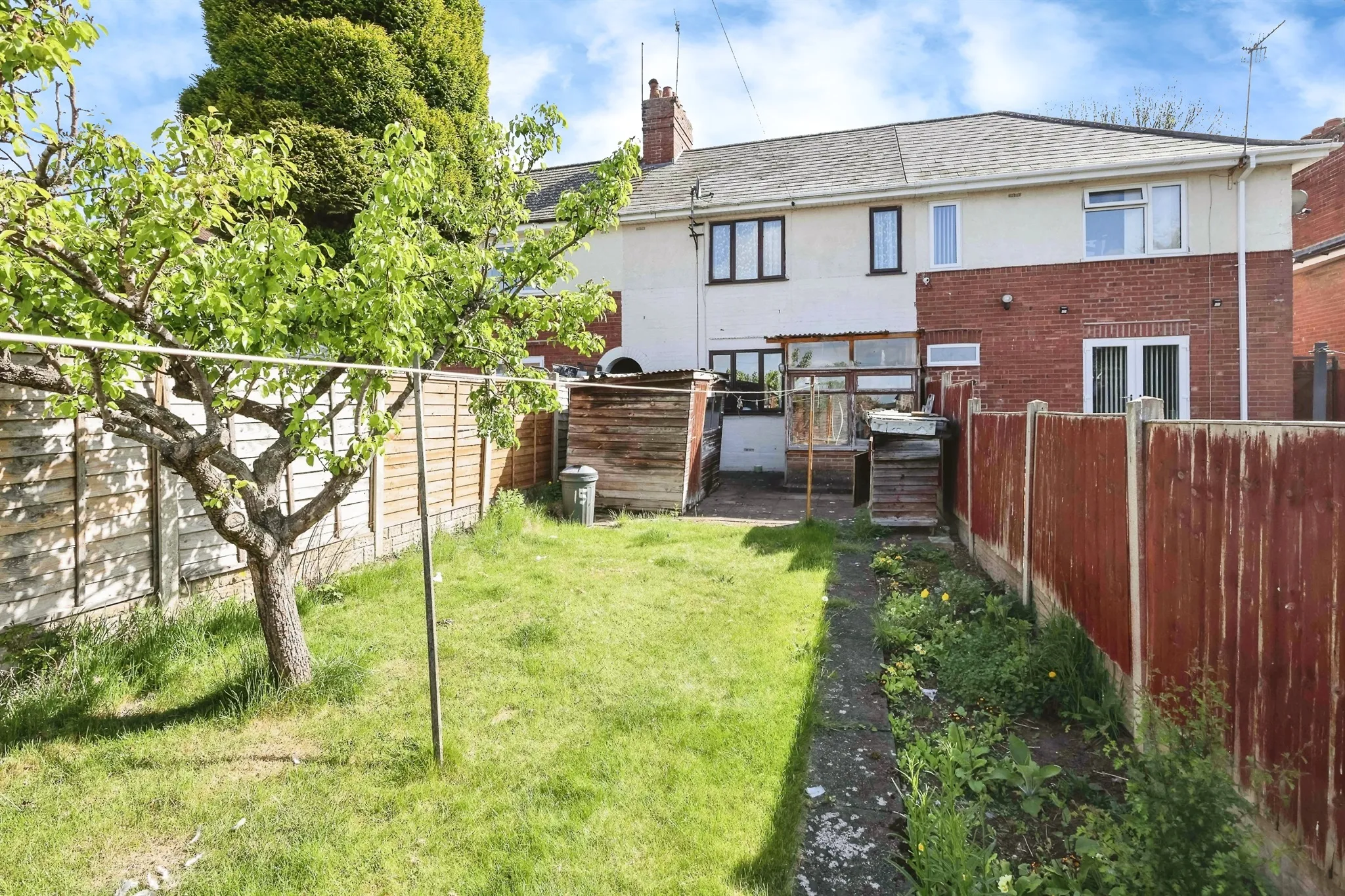 3 bed Terraced