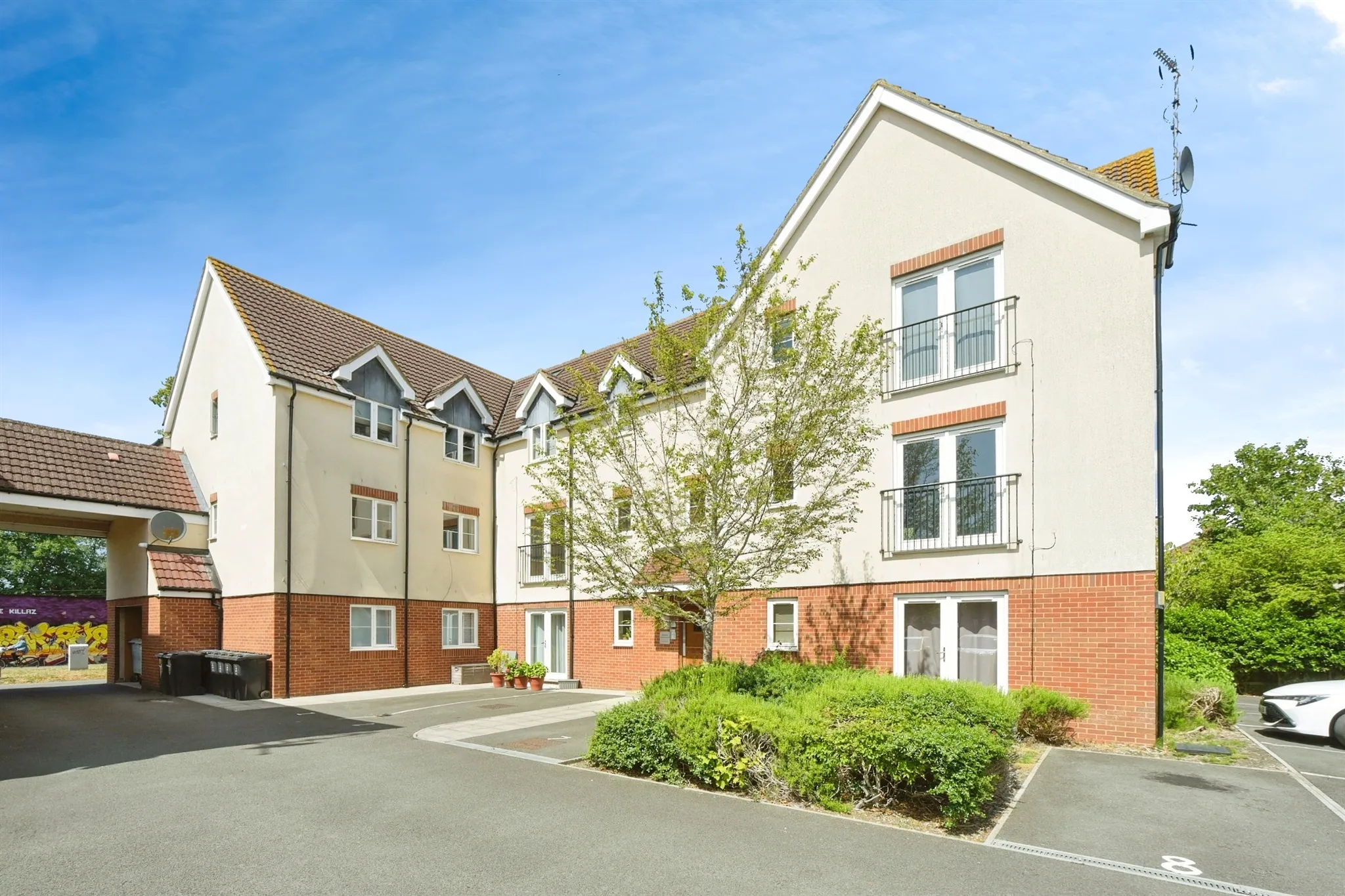 2 bed Apartment