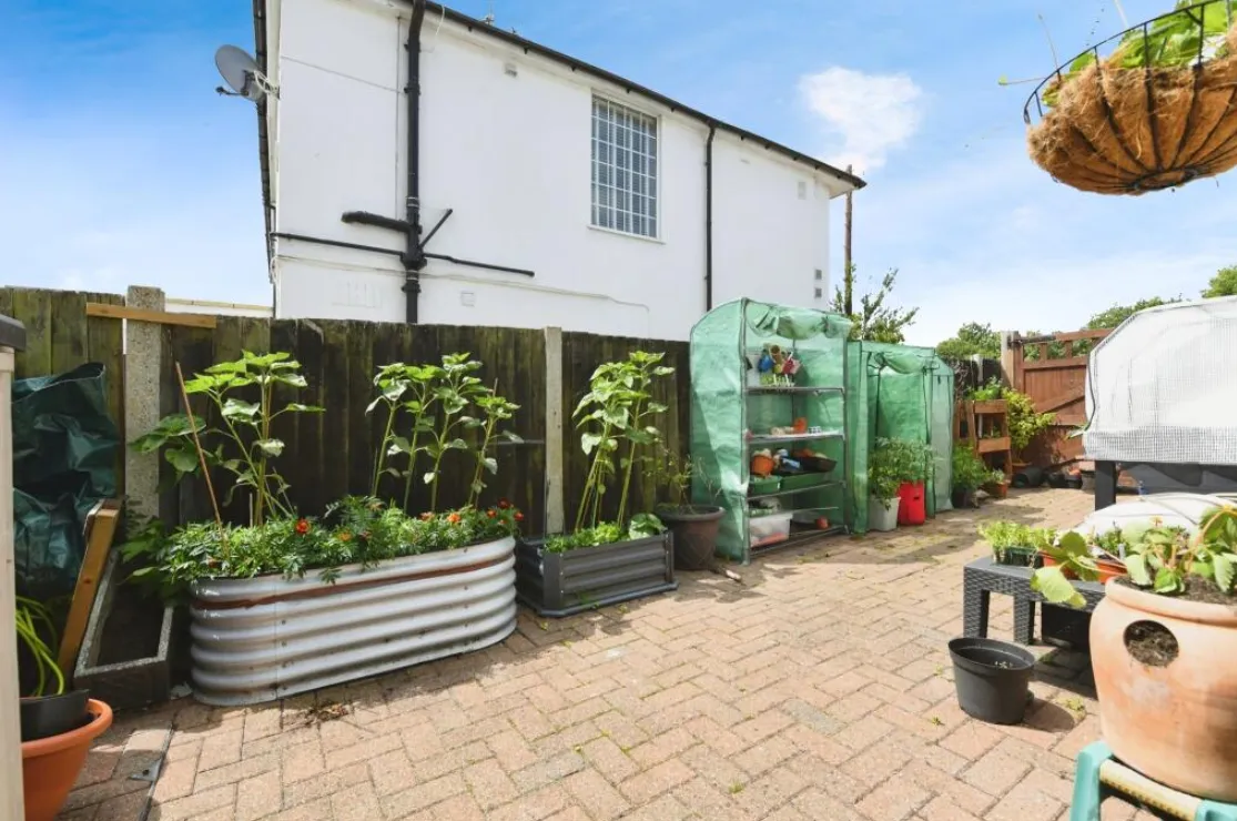 3 bed Semi-Detached