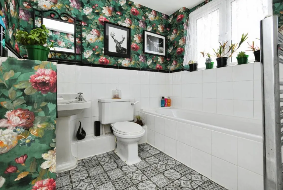 3 bed Semi-Detached