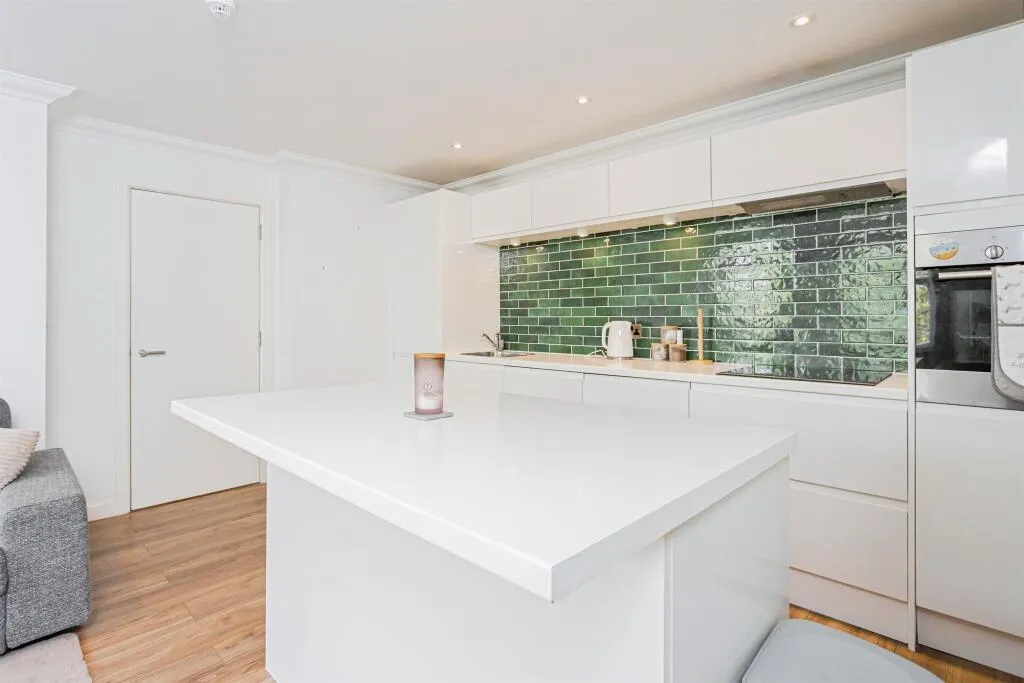2 bed Apartment