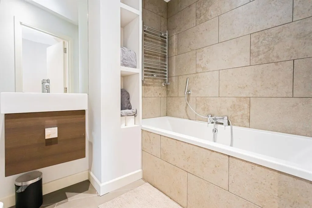 2 bed Apartment
