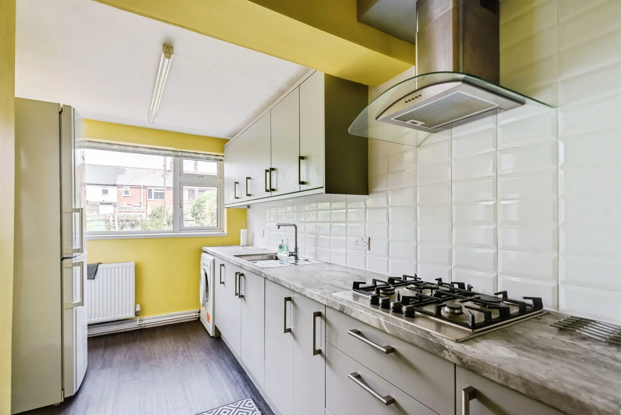 3 bed End of Terrace