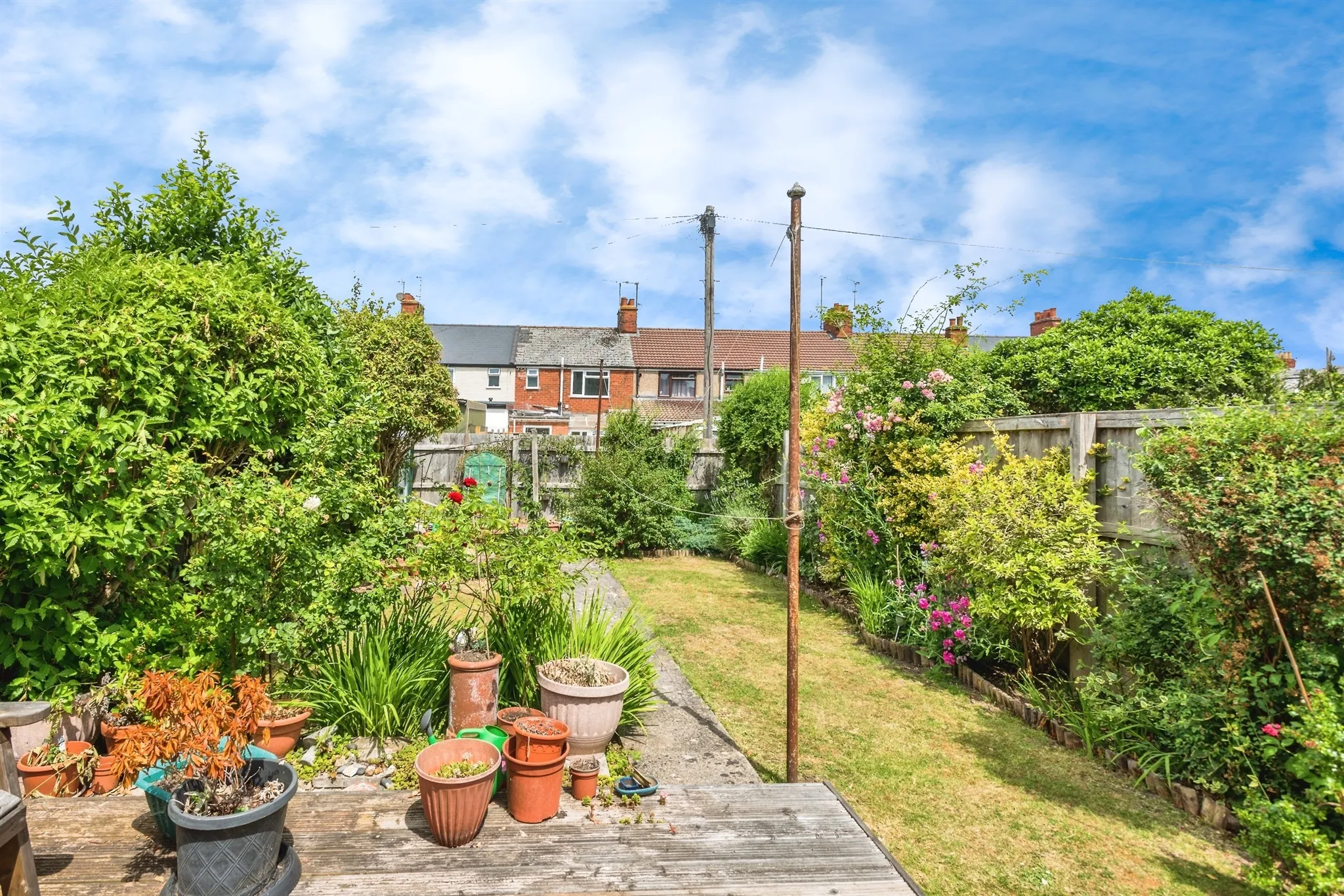 3 bed End of Terrace