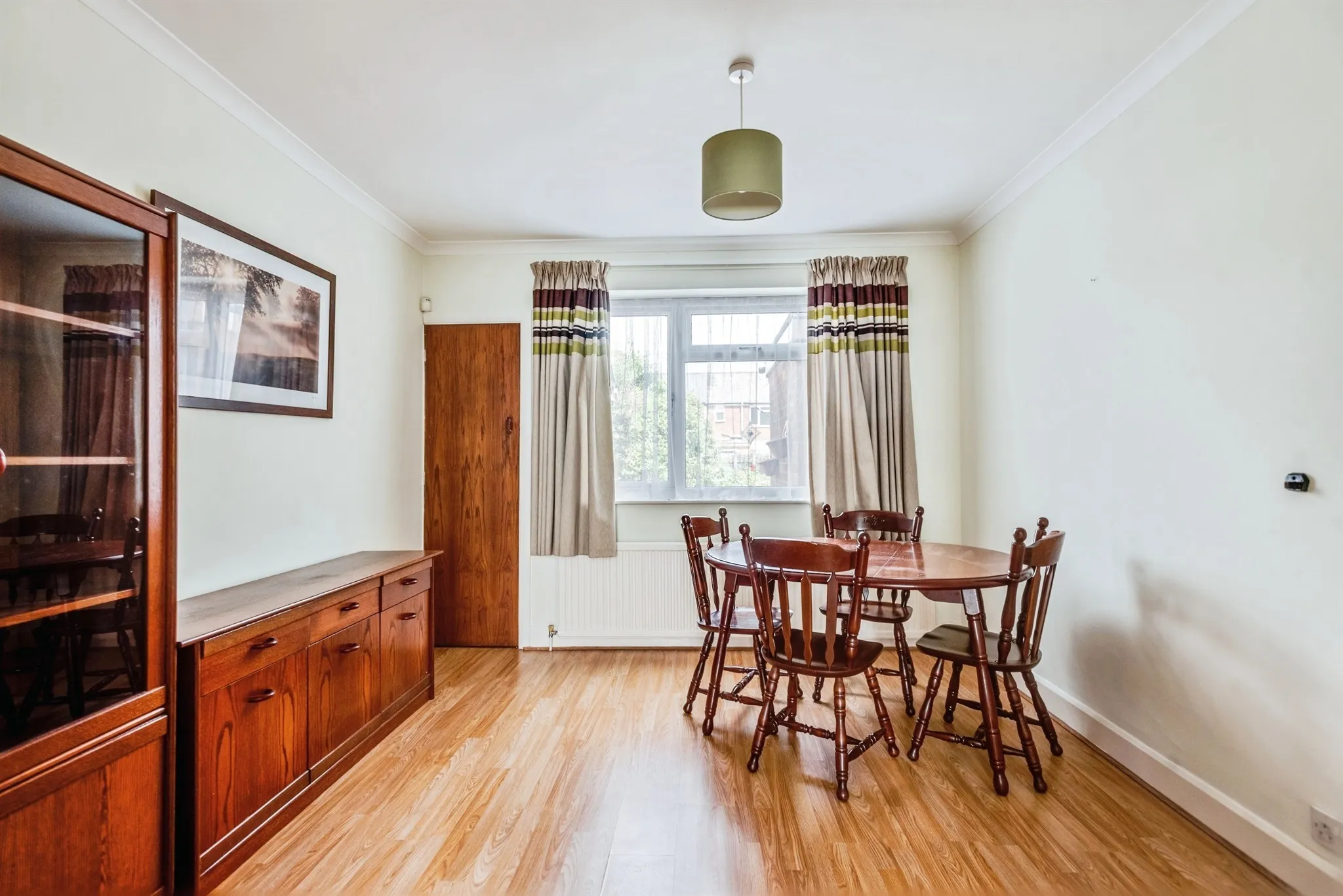 3 bed End of Terrace