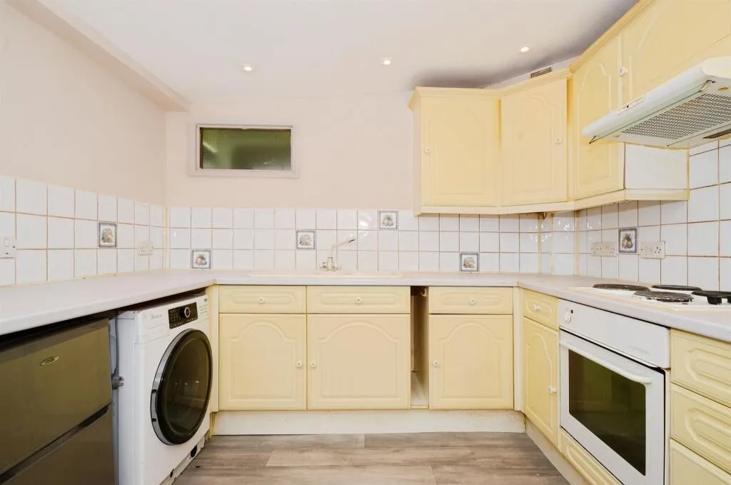 1 bed Apartment