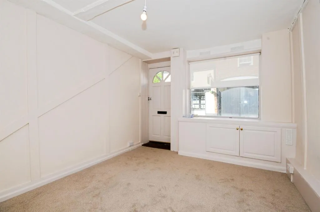 1 bed Apartment
