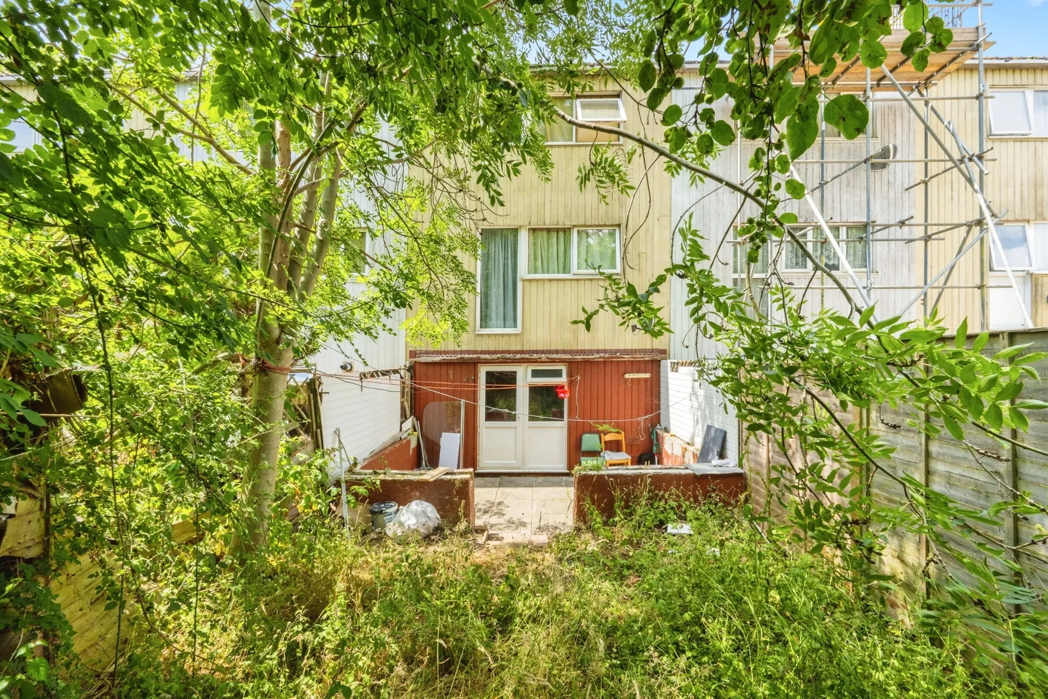 4 bed Terraced