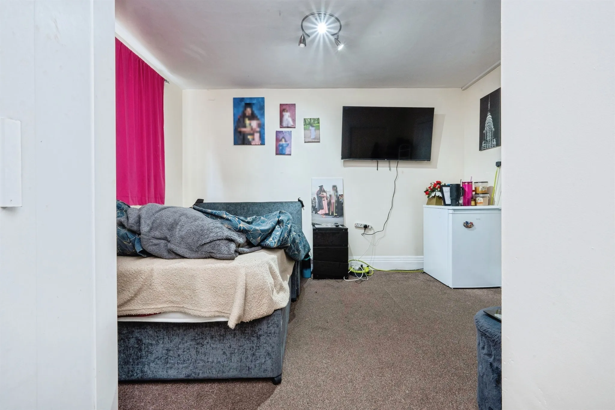 4 bed Terraced