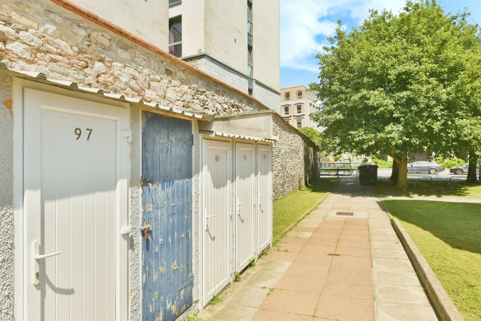 2 bed Apartment