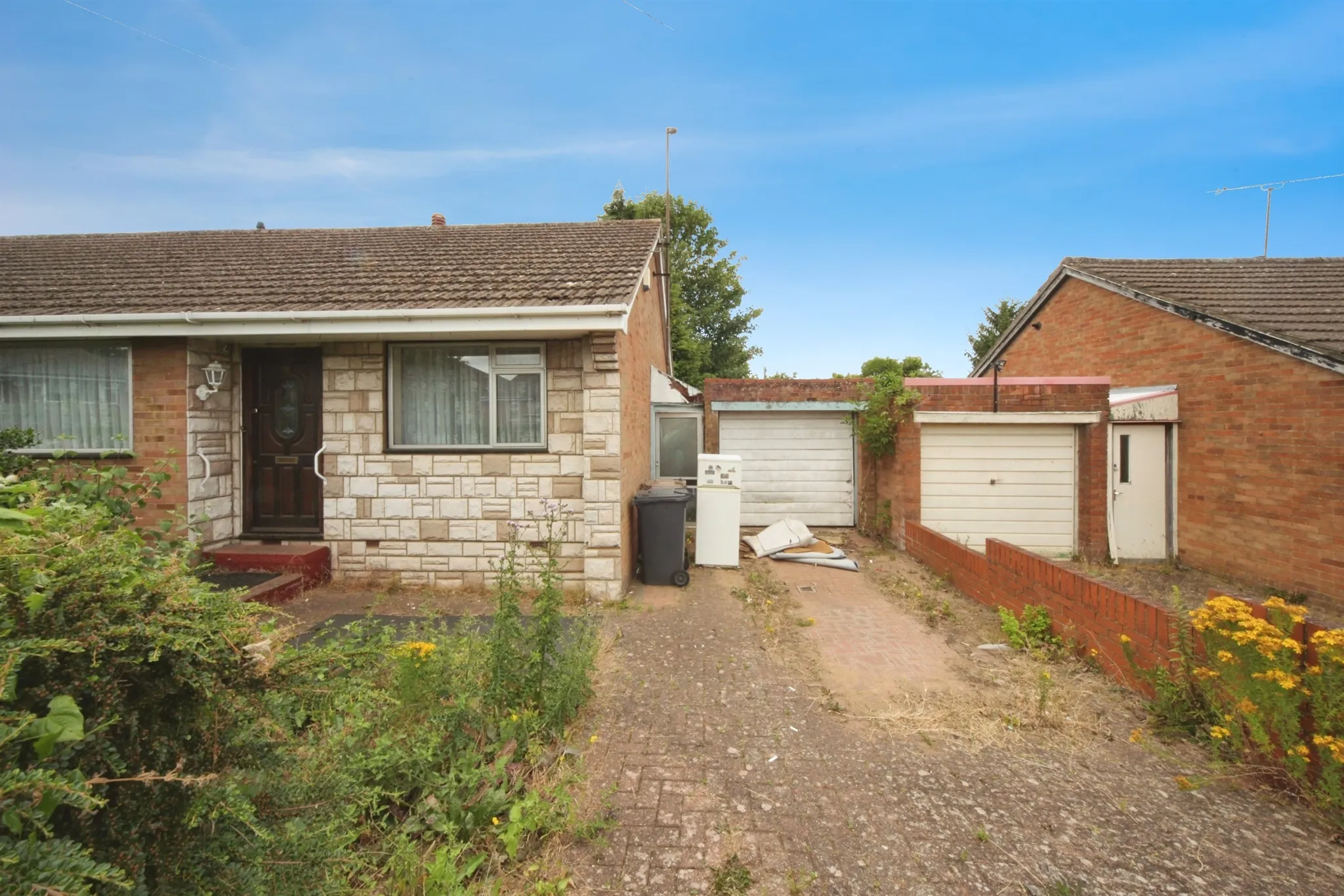 2 bed Semi-Detached