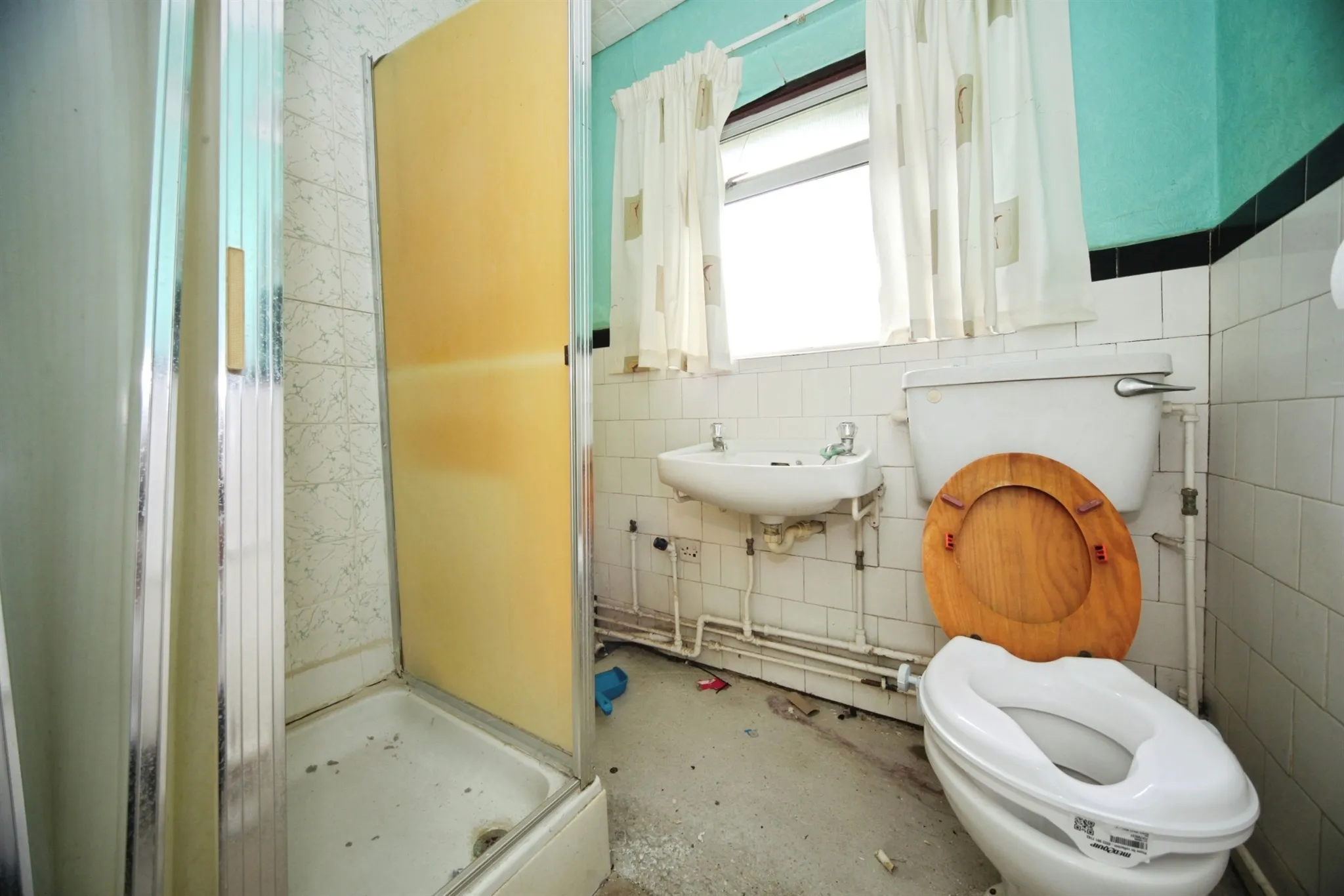 2 bed Semi-Detached