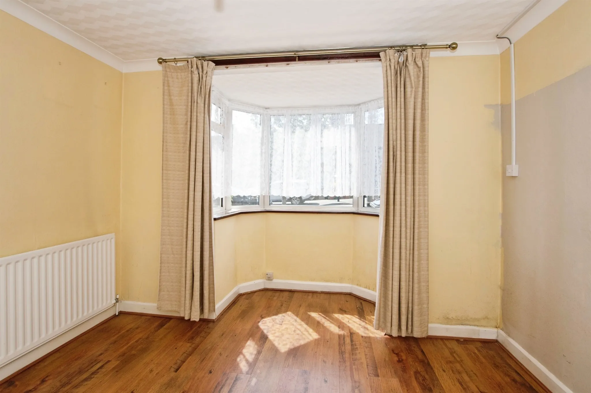 3 bed Semi-Detached